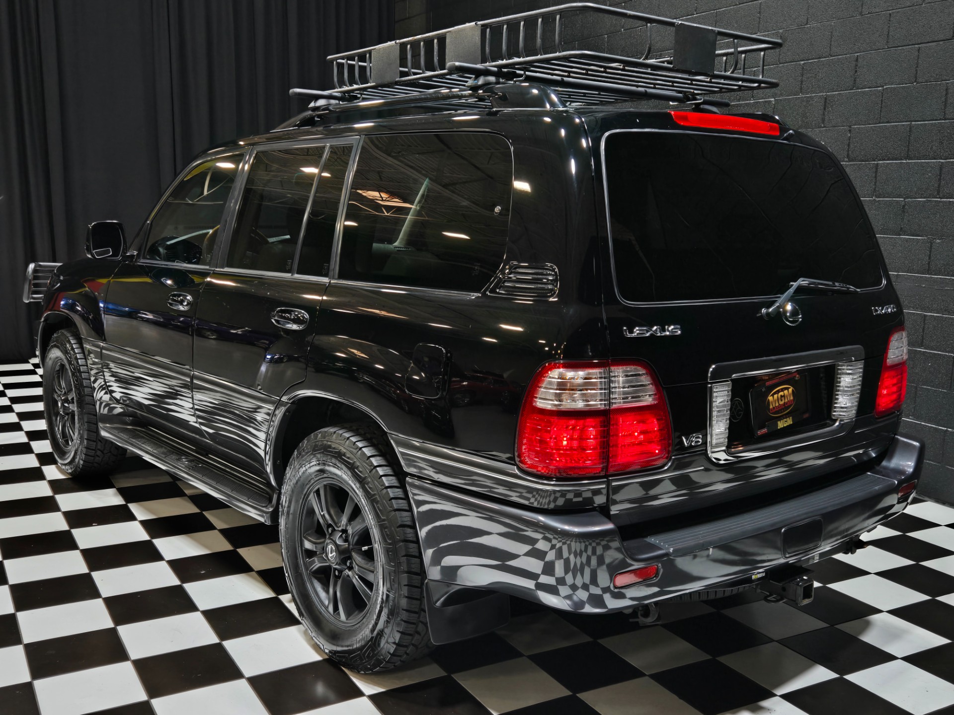 2004 Lexus LX 470 137