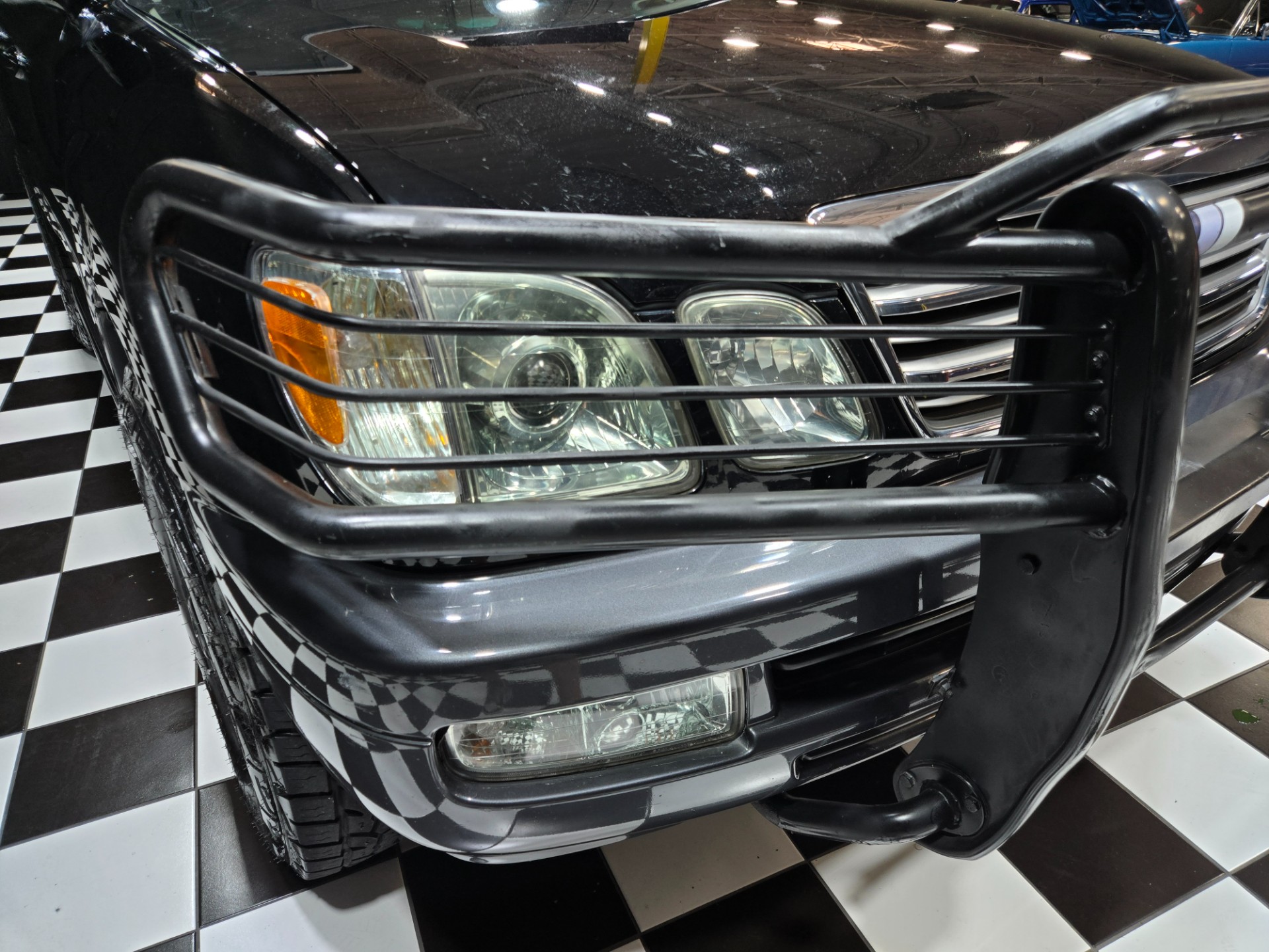2004 Lexus LX 470 59