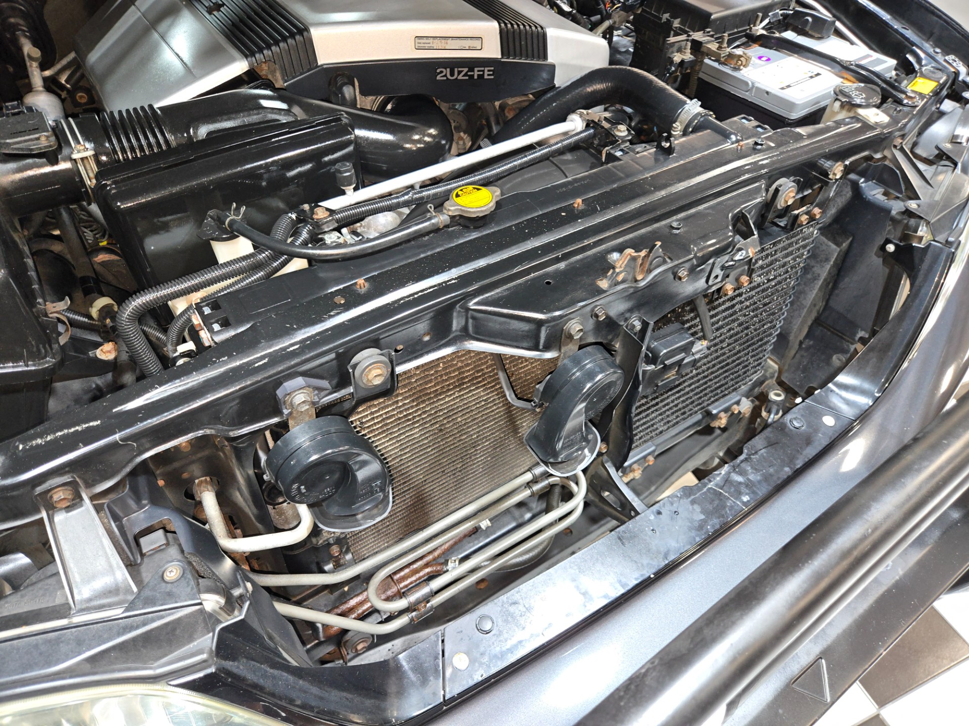 2004 Lexus LX 470 78