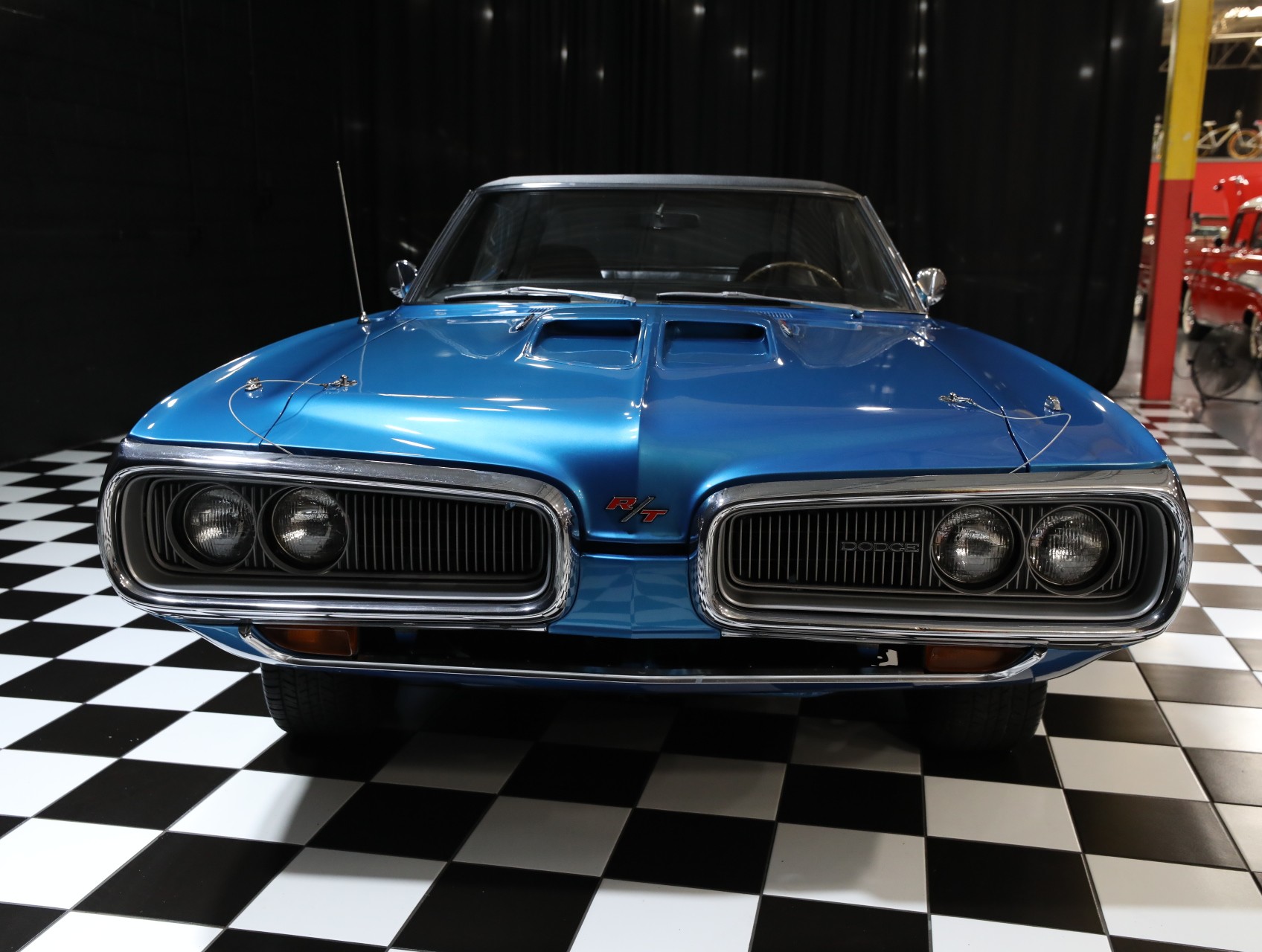 1970 Dodge Coronet 13