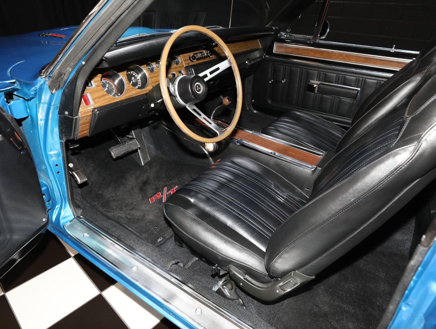 1970 Dodge Coronet 3