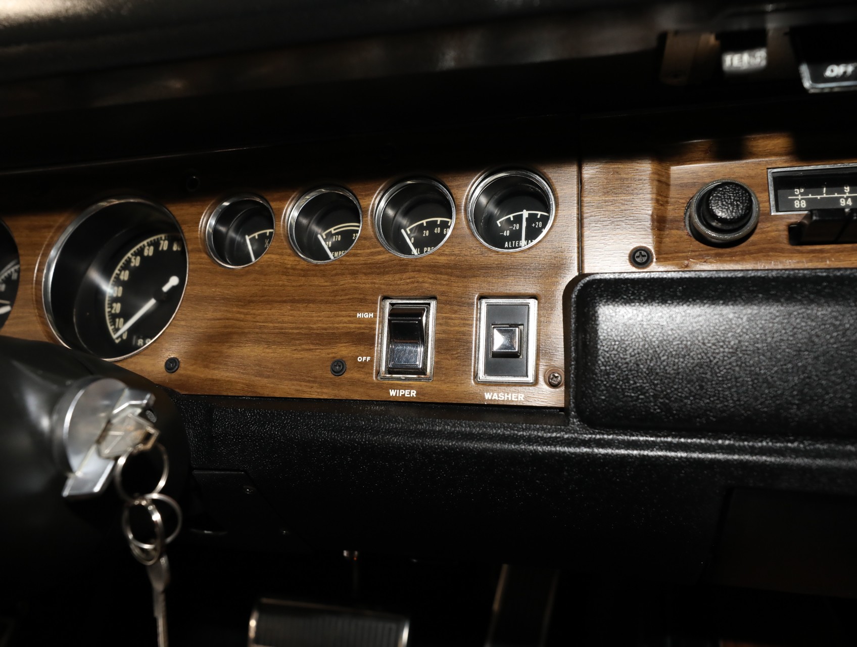 1970 Dodge Coronet 57