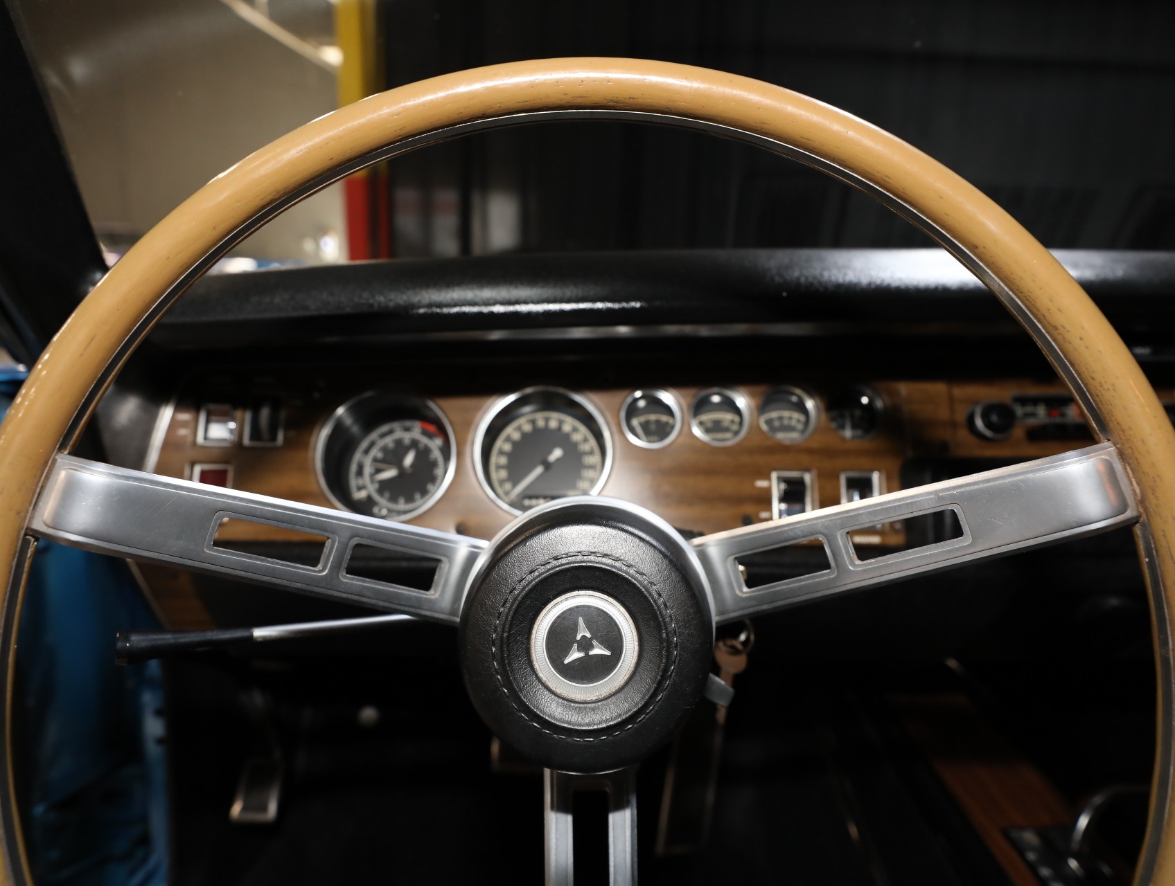 1970 Dodge Coronet 61