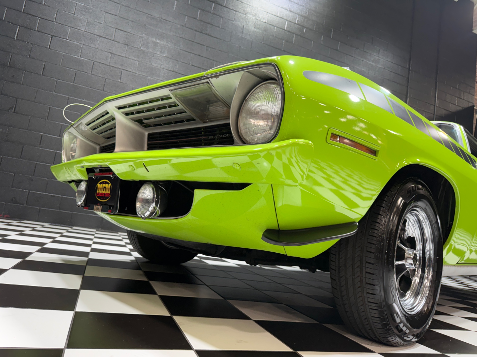 1970 Plymouth Cuda 32