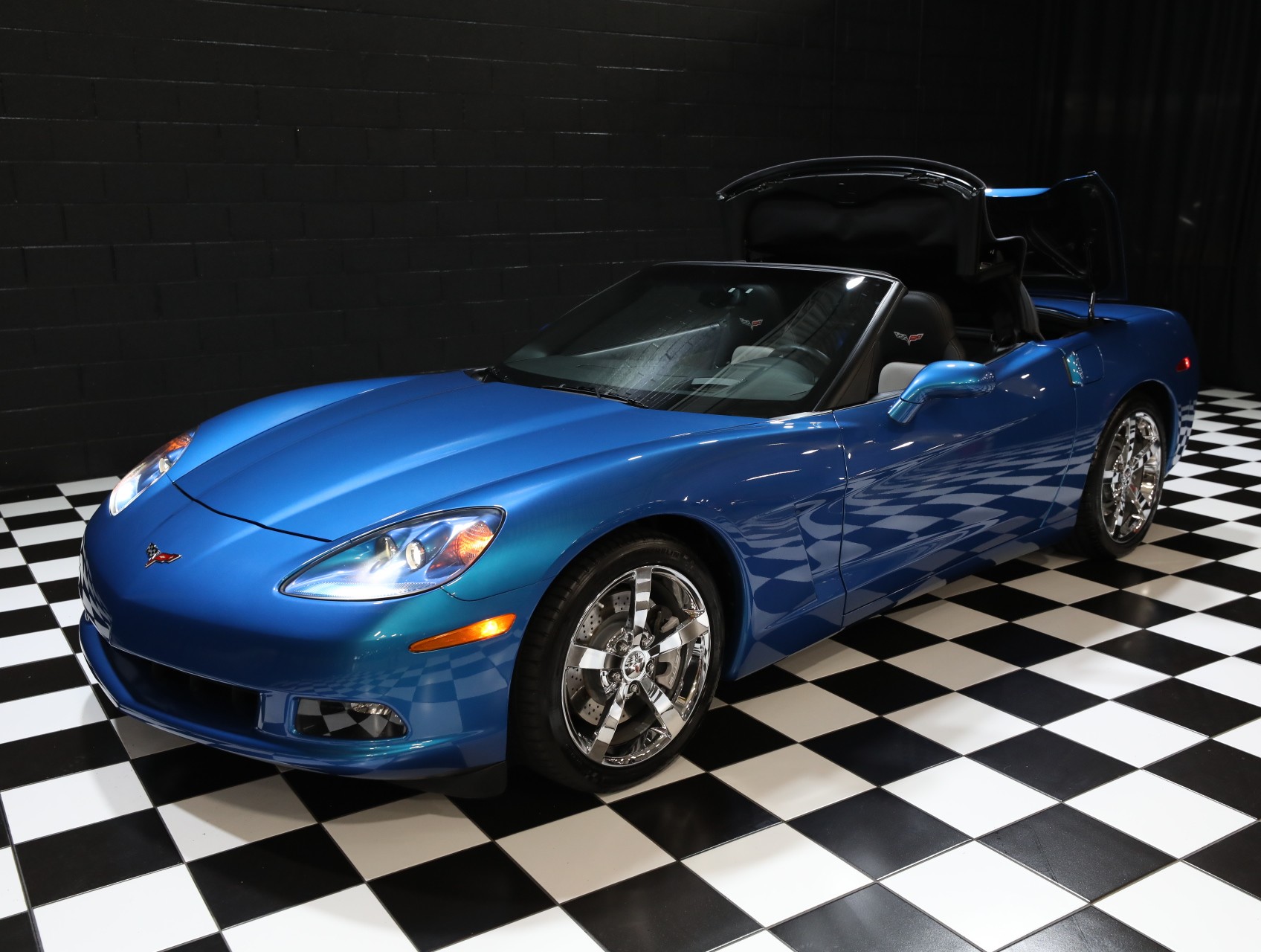 2010 Chevrolet Corvette 11