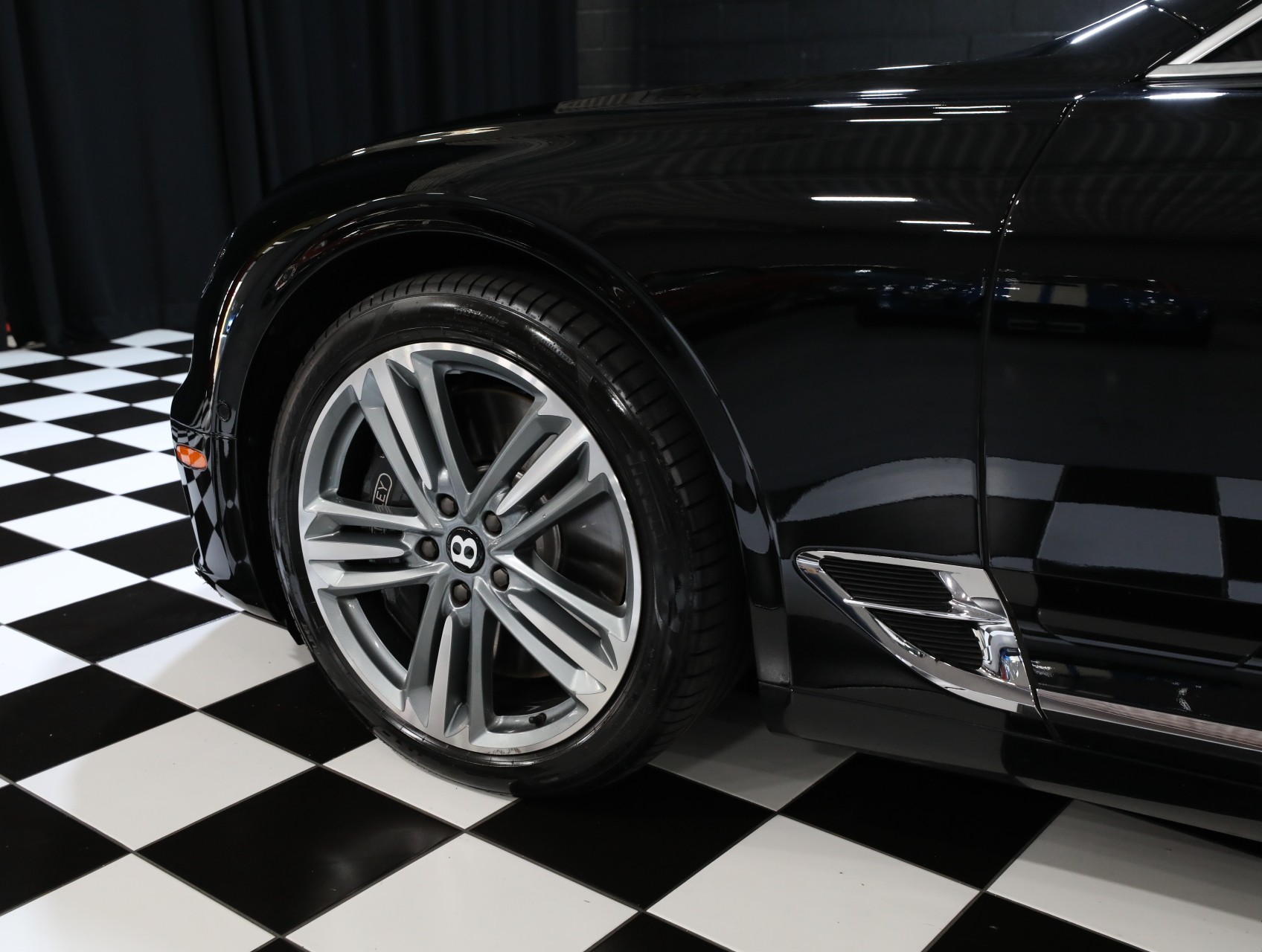 2024 Bentley Continental 30