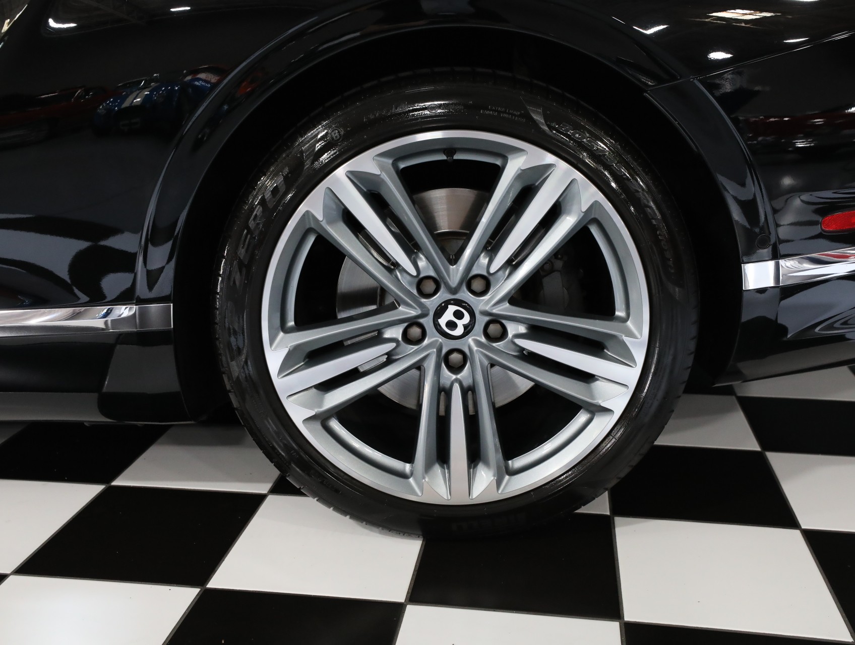 2024 Bentley Continental 31