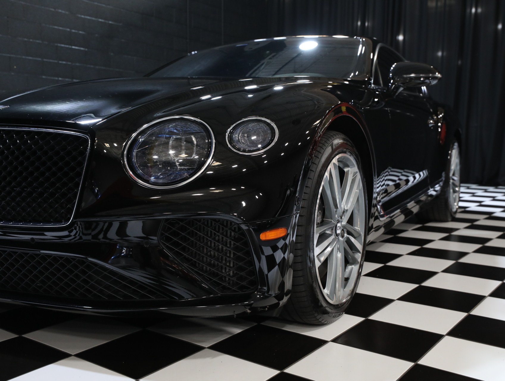 2024 Bentley Continental 9