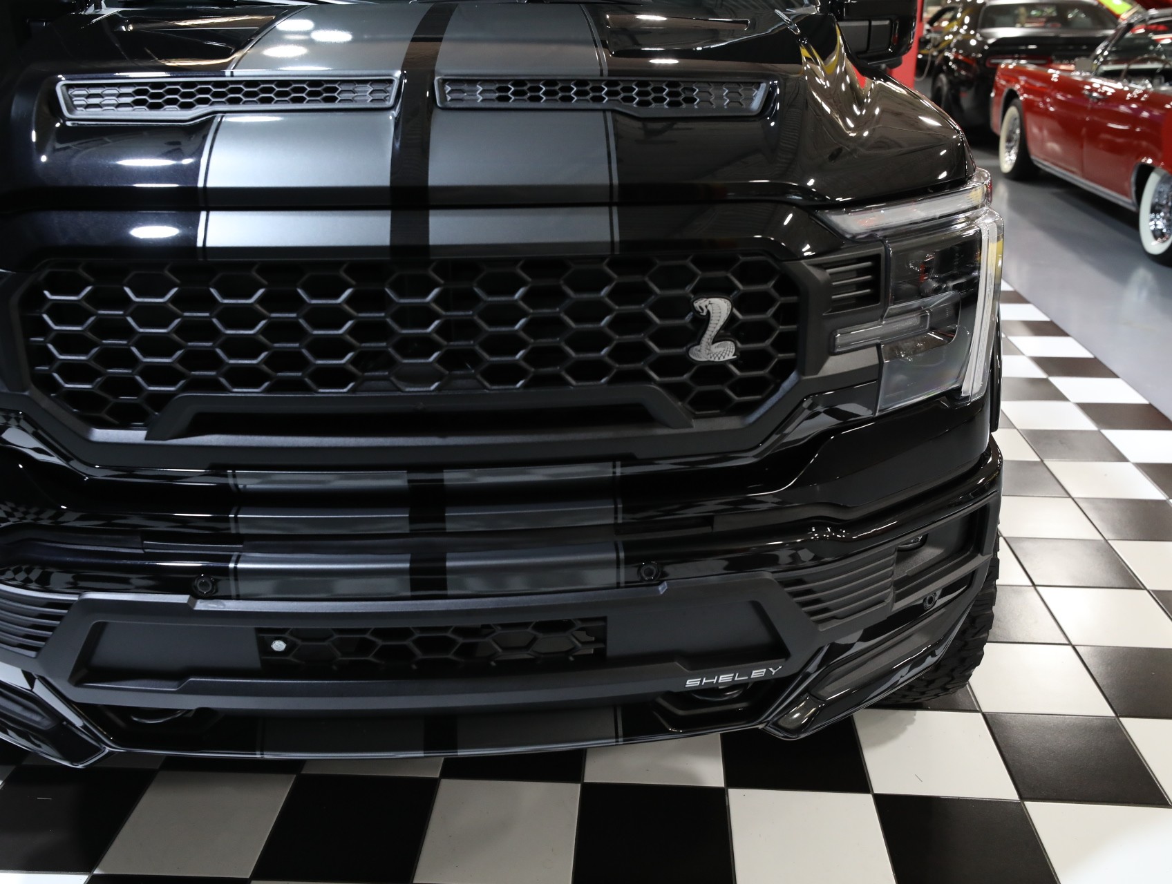 2025 Ford F-150 12