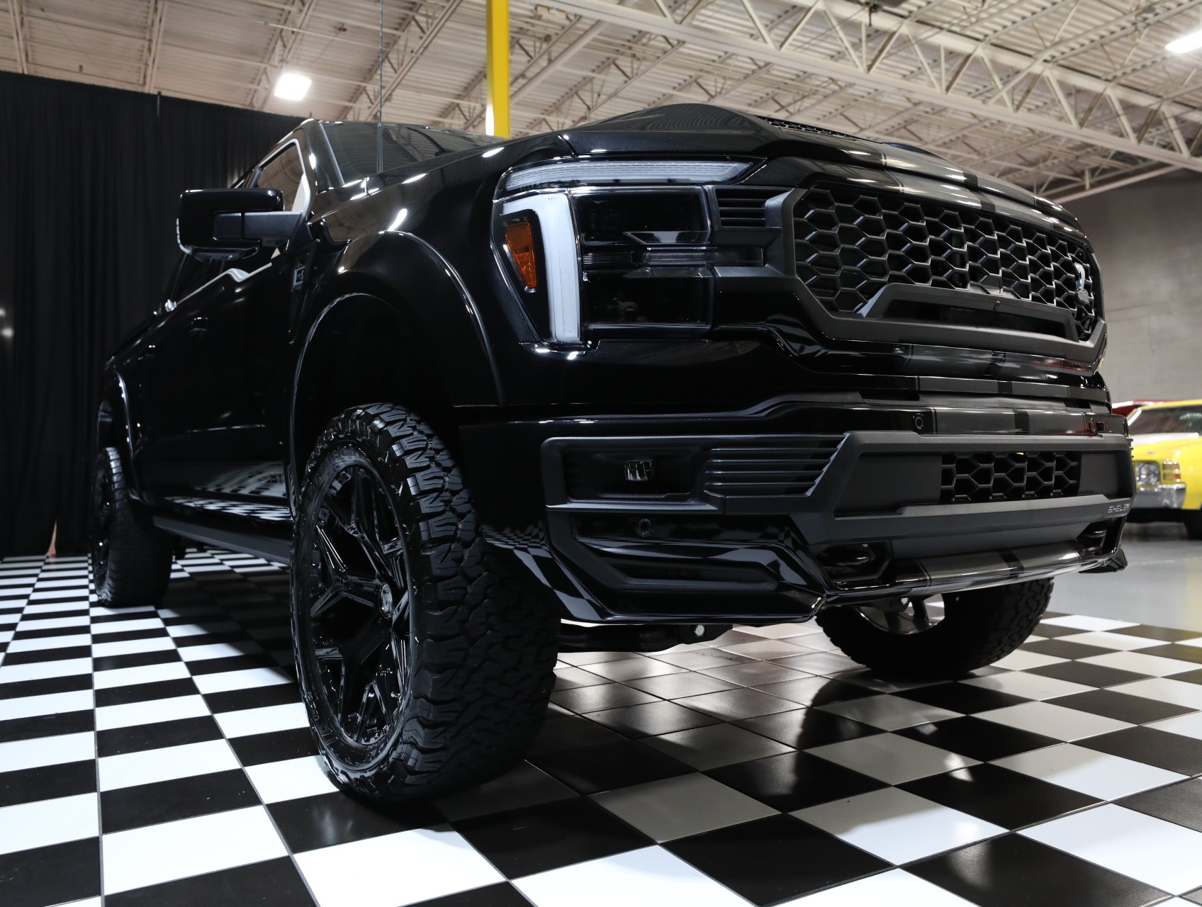 2025 Ford F-150 16
