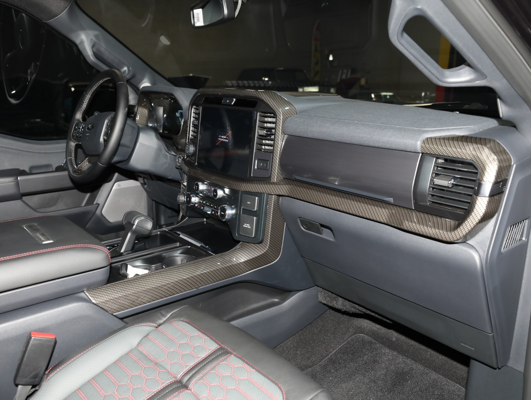 2025 Ford F-150 47