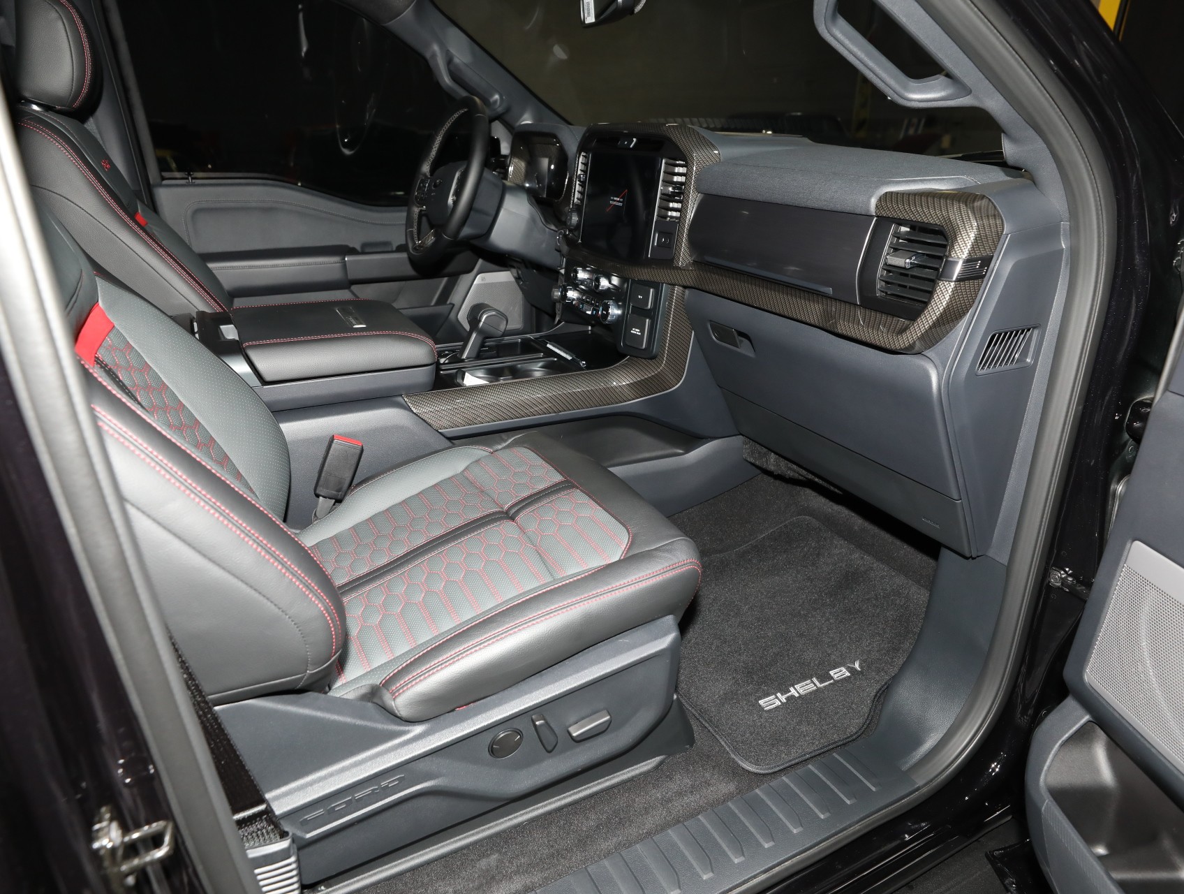 2025 Ford F-150 48
