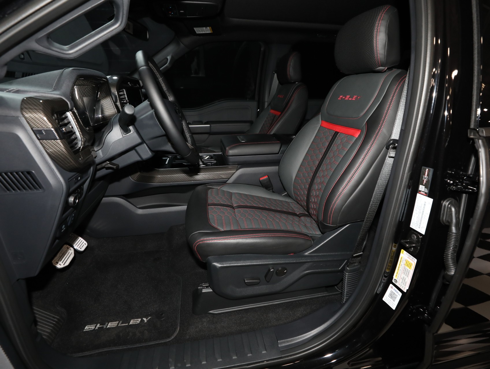 2025 Ford F-150 67