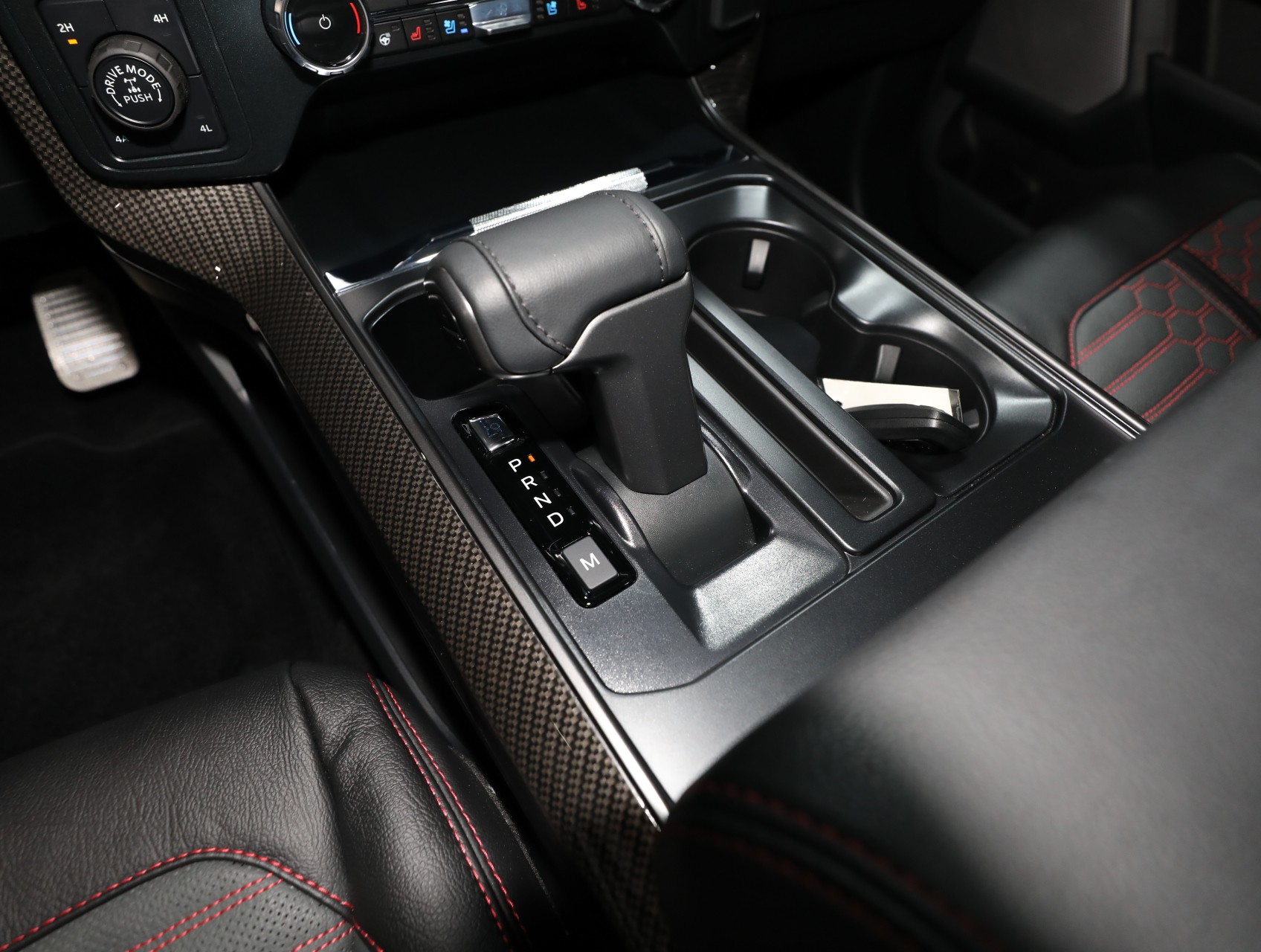 2025 Ford F-150 77