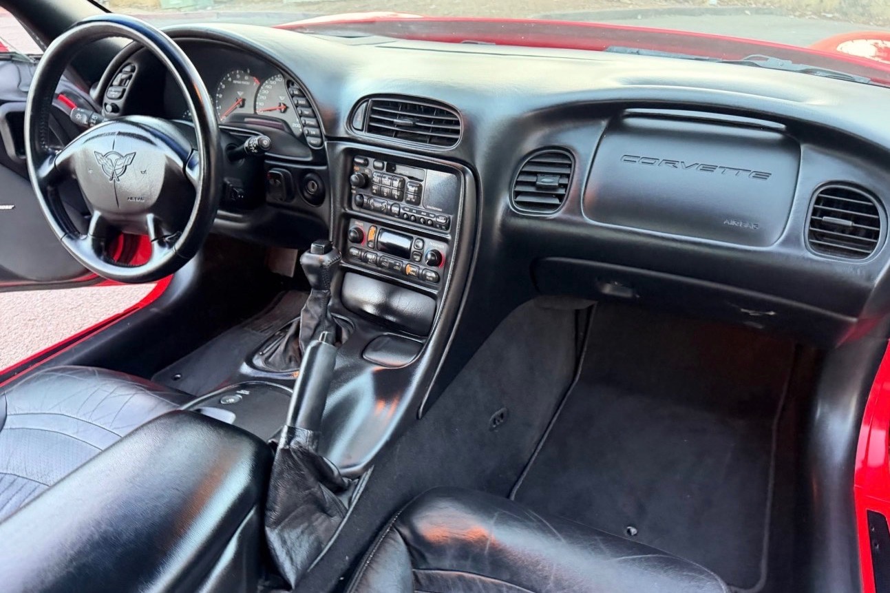 1999 Chevrolet Corvette 6