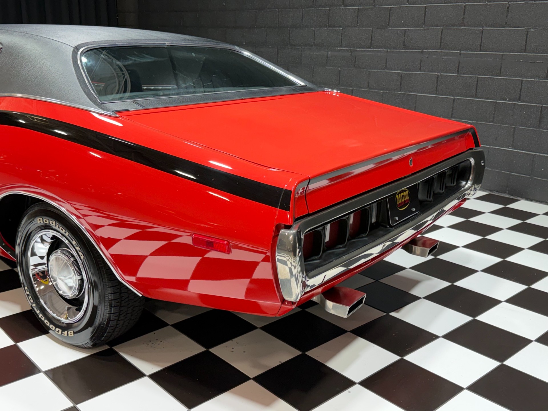 1972 Dodge Charger 26