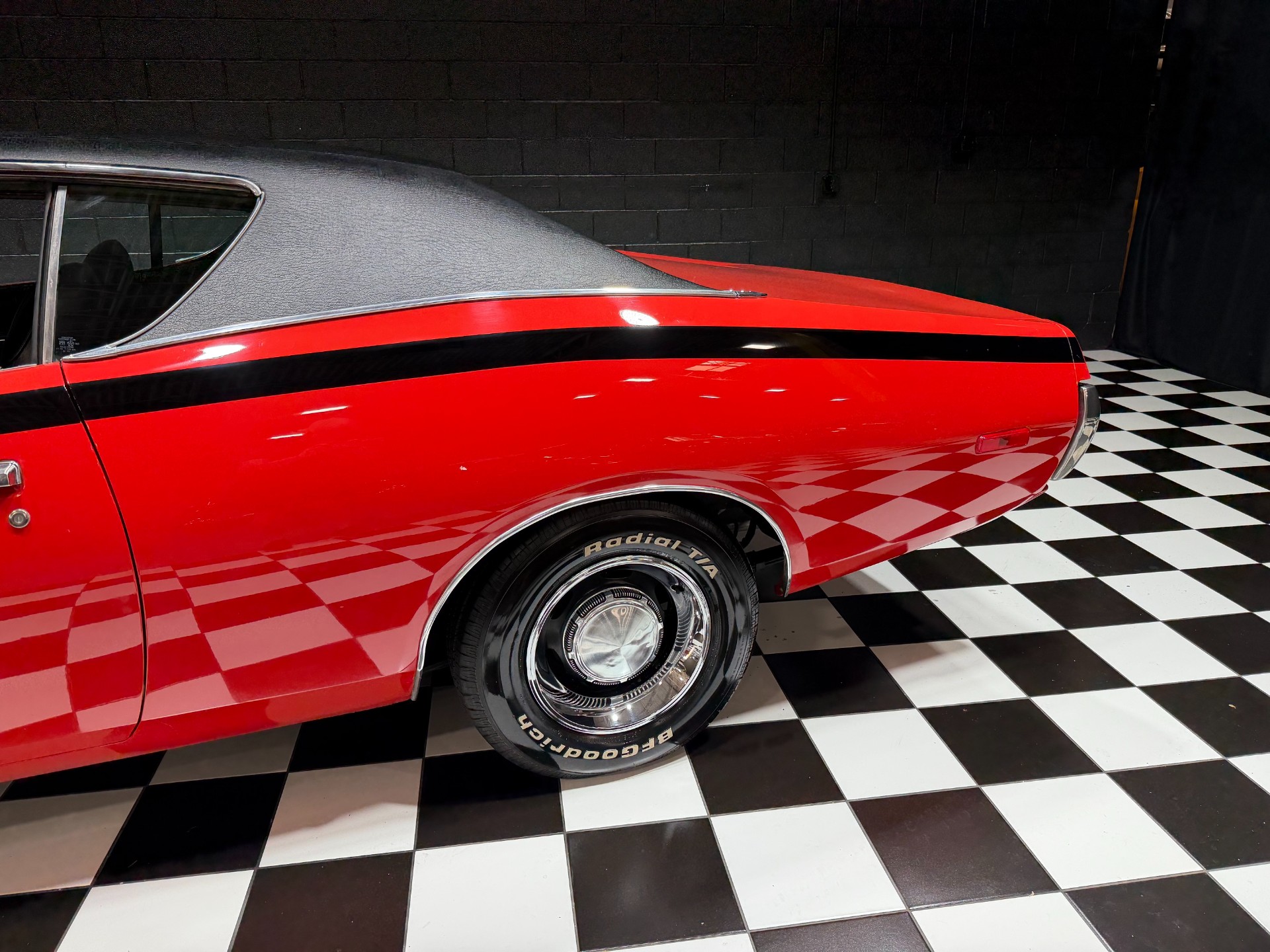 1972 Dodge Charger 30