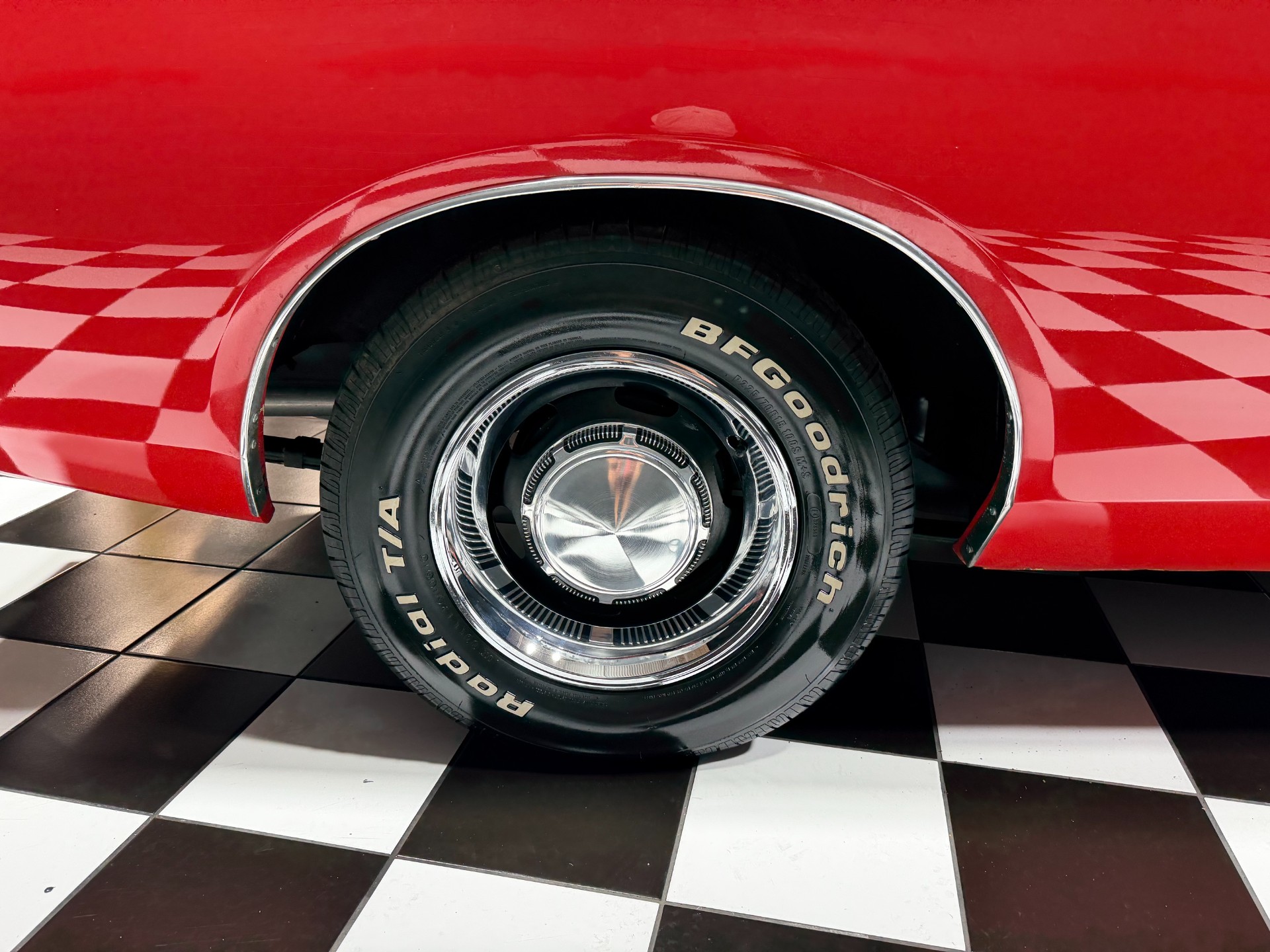 1972 Dodge Charger 36