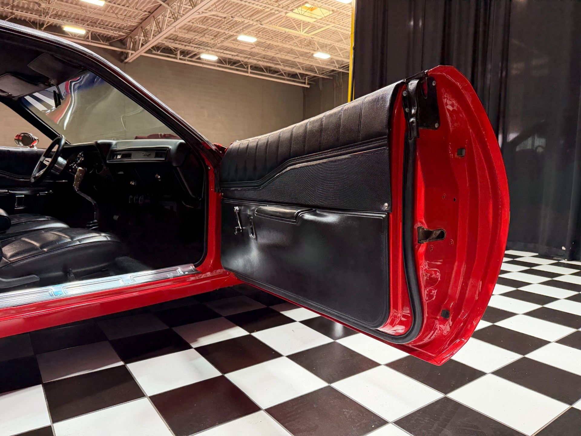 1972 Dodge Charger 38