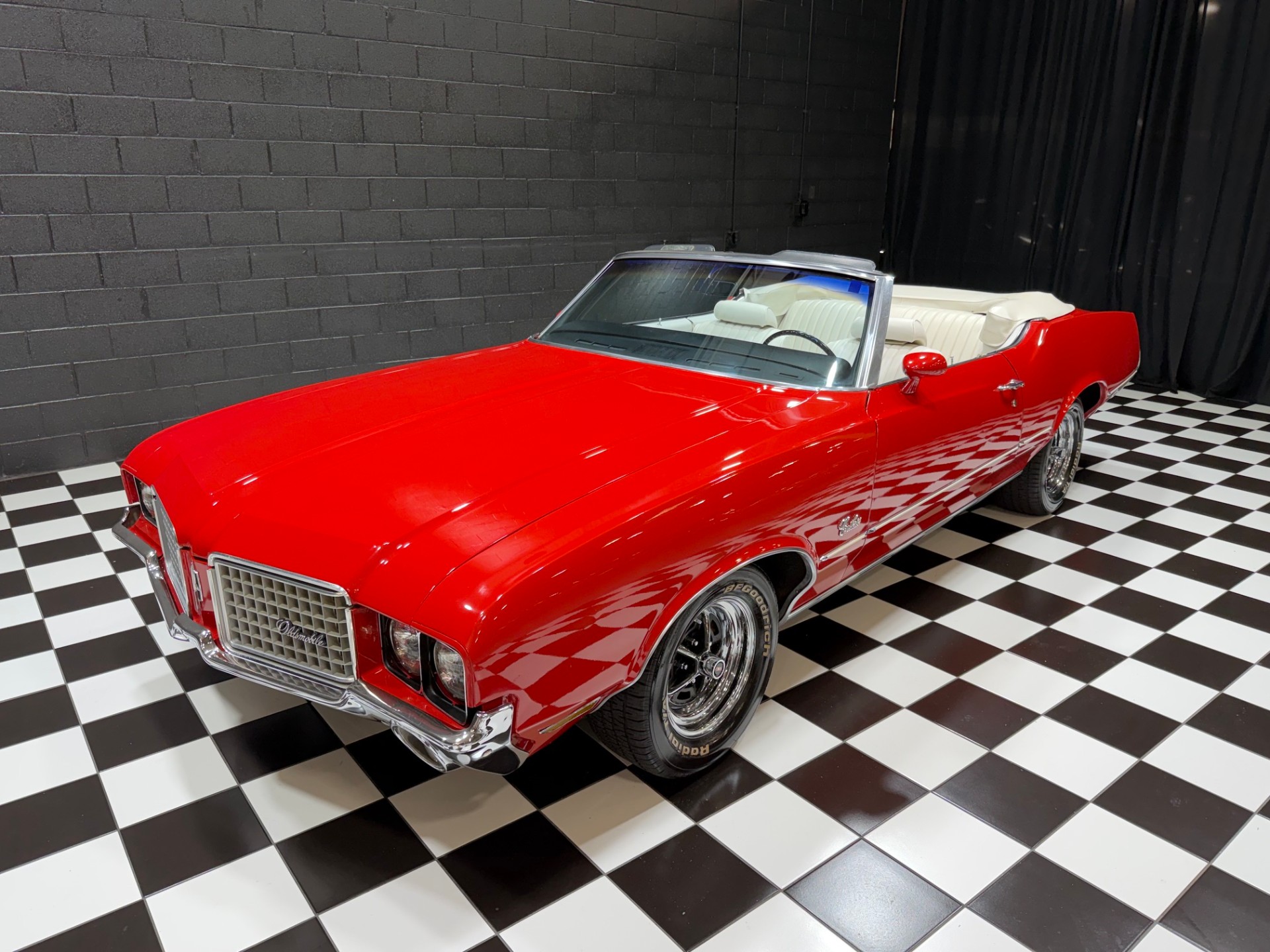 1972 Oldsmobile Cutlass Supreme 14