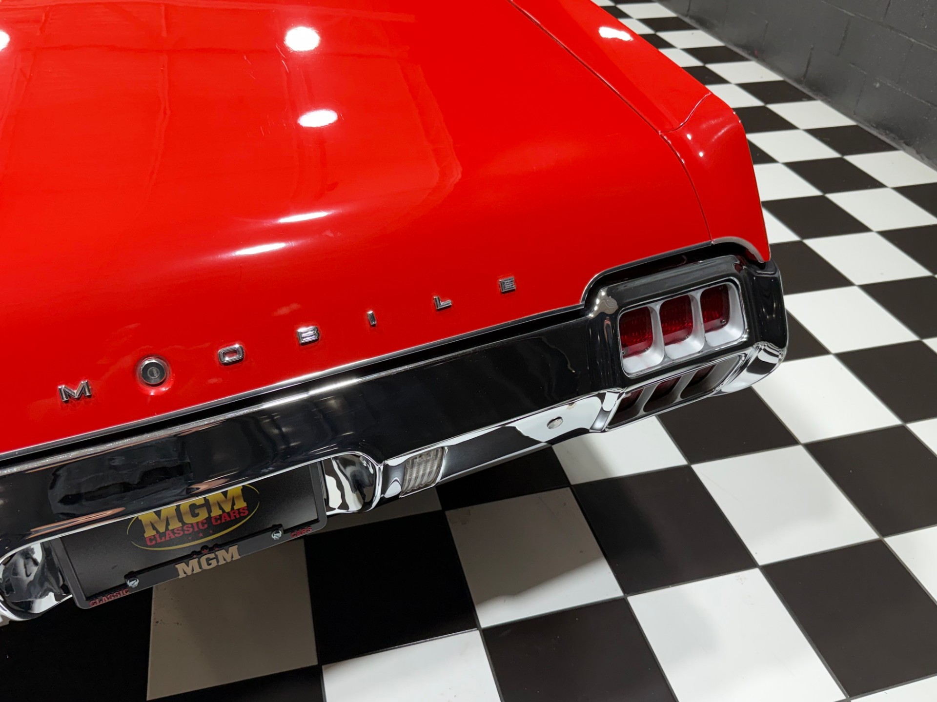 1972 Oldsmobile Cutlass Supreme 29