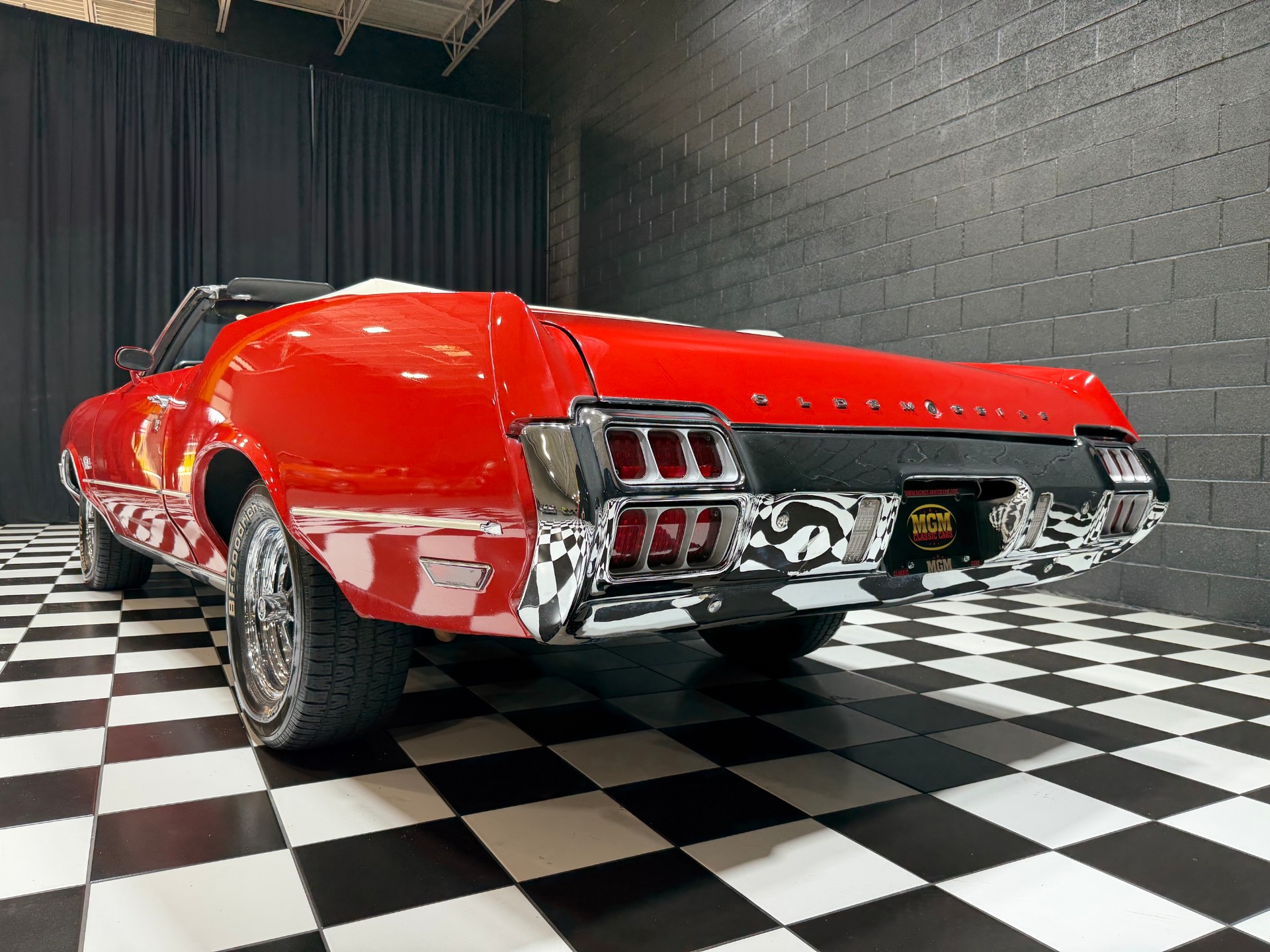 1972 Oldsmobile Cutlass Supreme 33