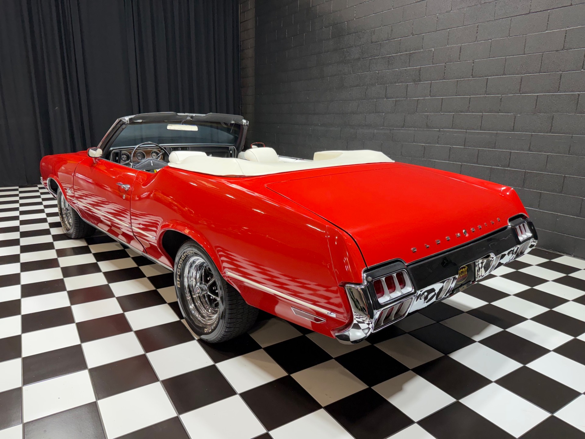 1972 Oldsmobile Cutlass Supreme 34