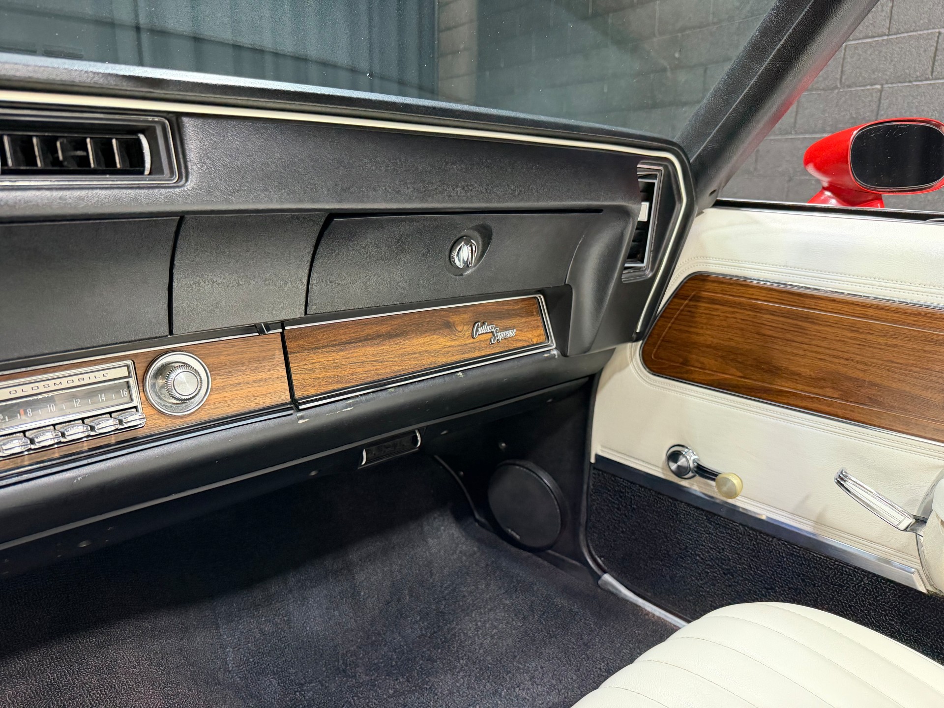 1972 Oldsmobile Cutlass Supreme 61
