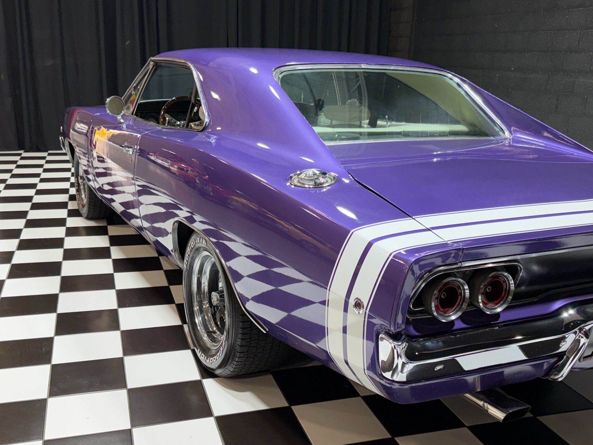 1968 Dodge Charger 28