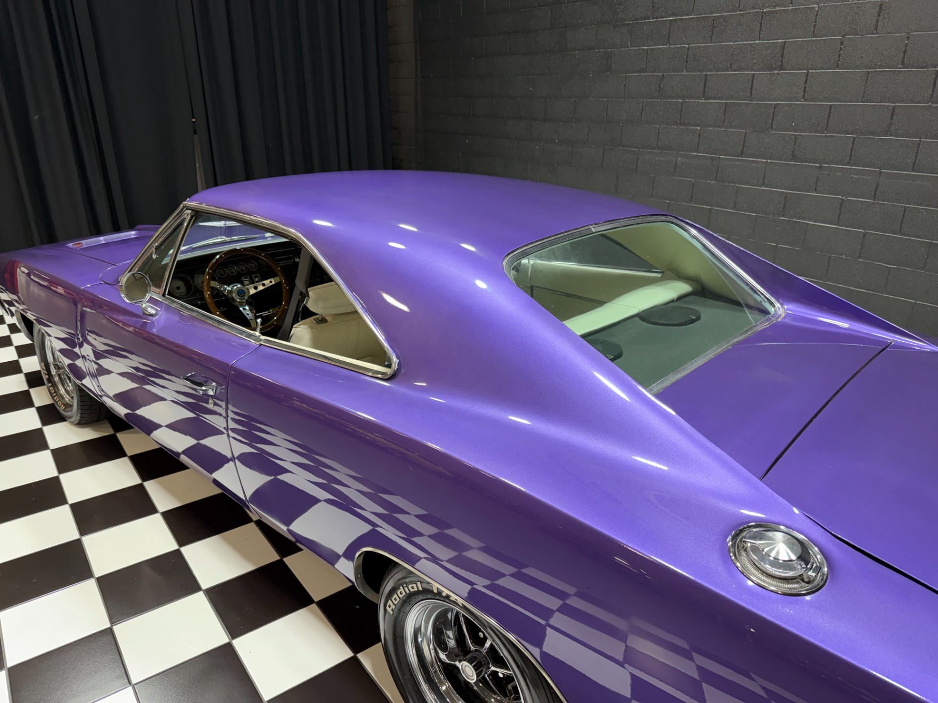 1968 Dodge Charger 29