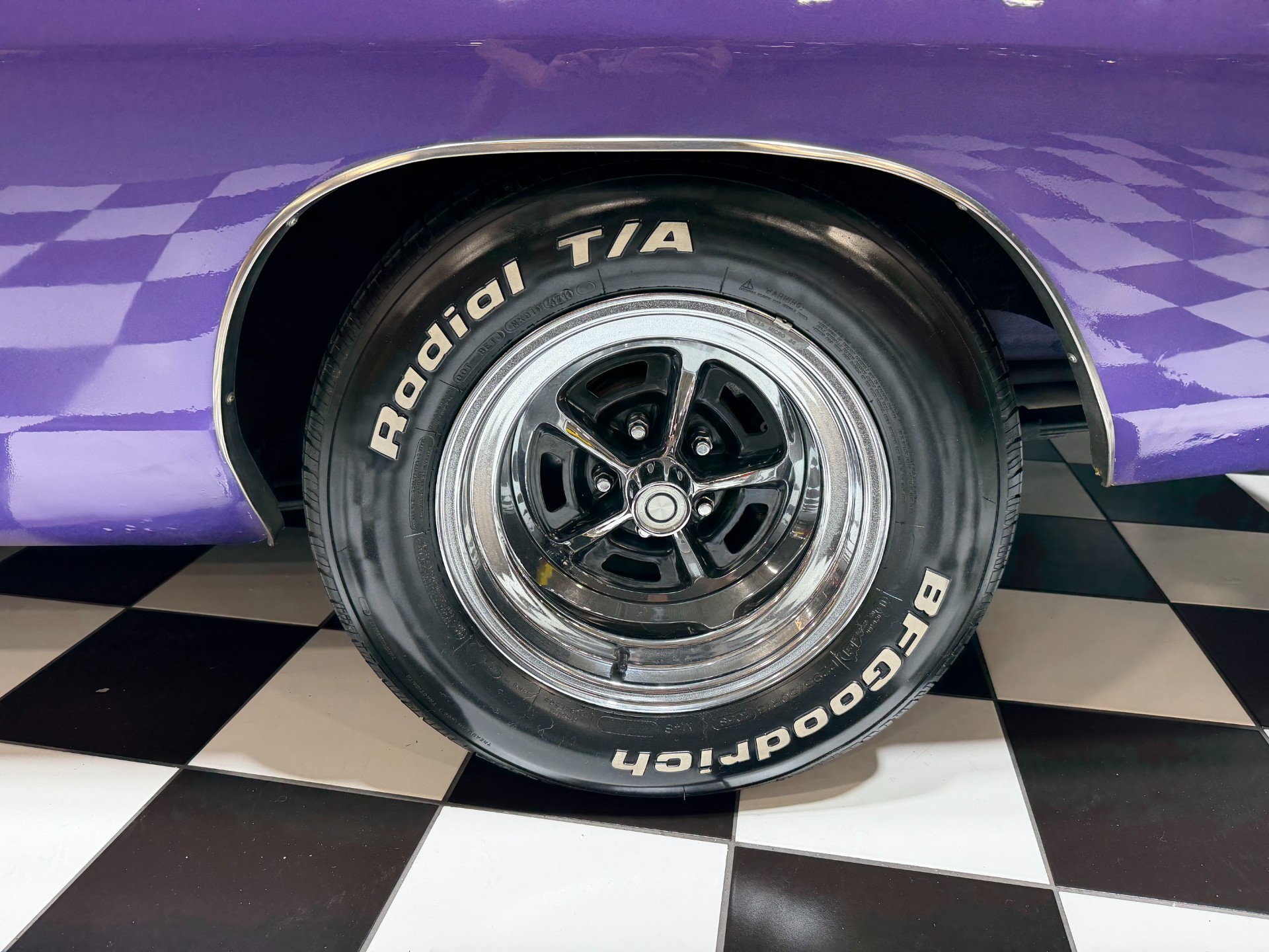1968 Dodge Charger 33