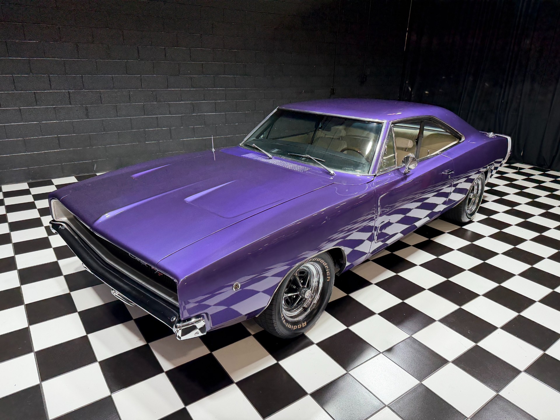 1968 Dodge Charger 6