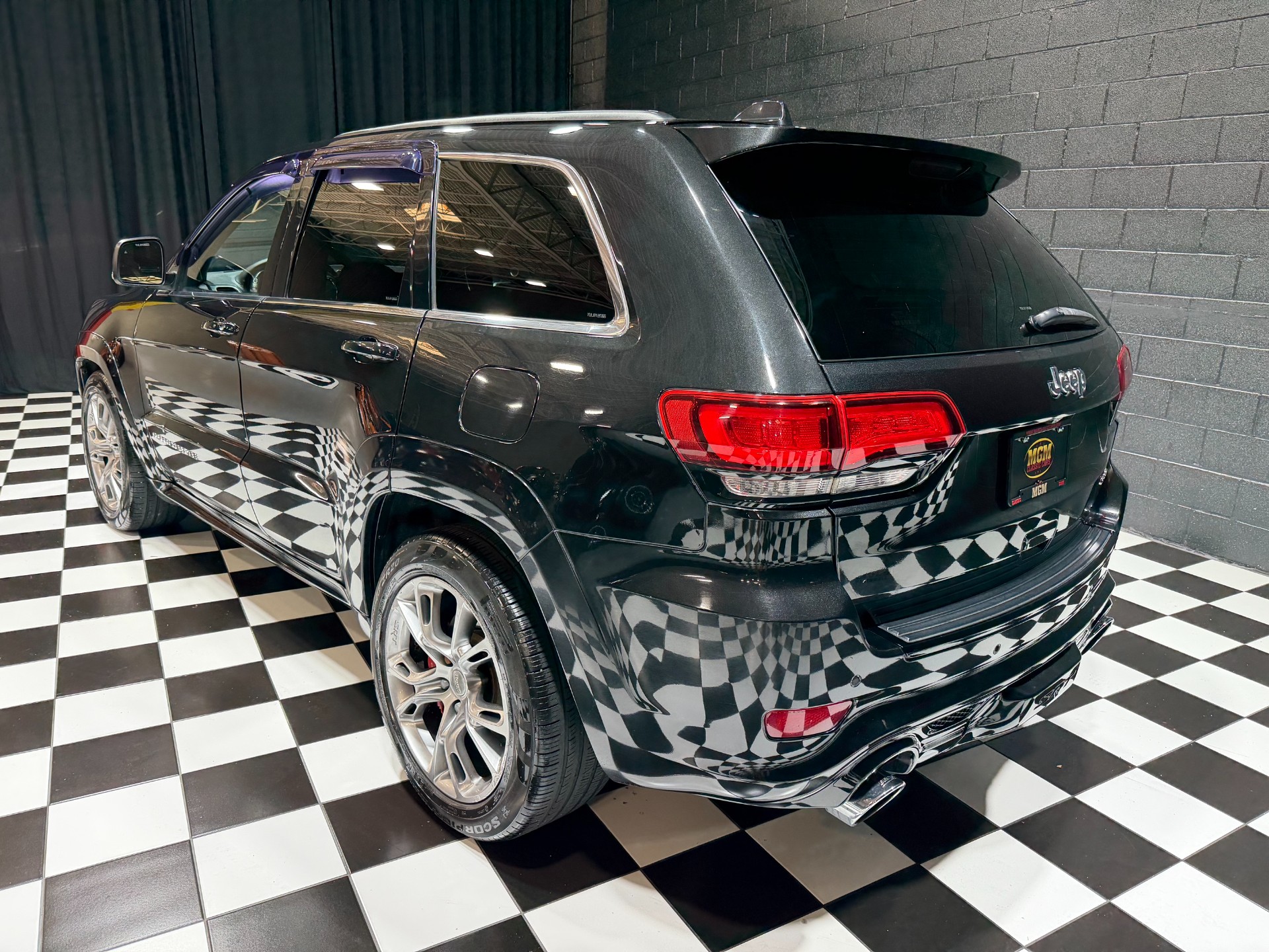 2014 Jeep Grand Cherokee 24