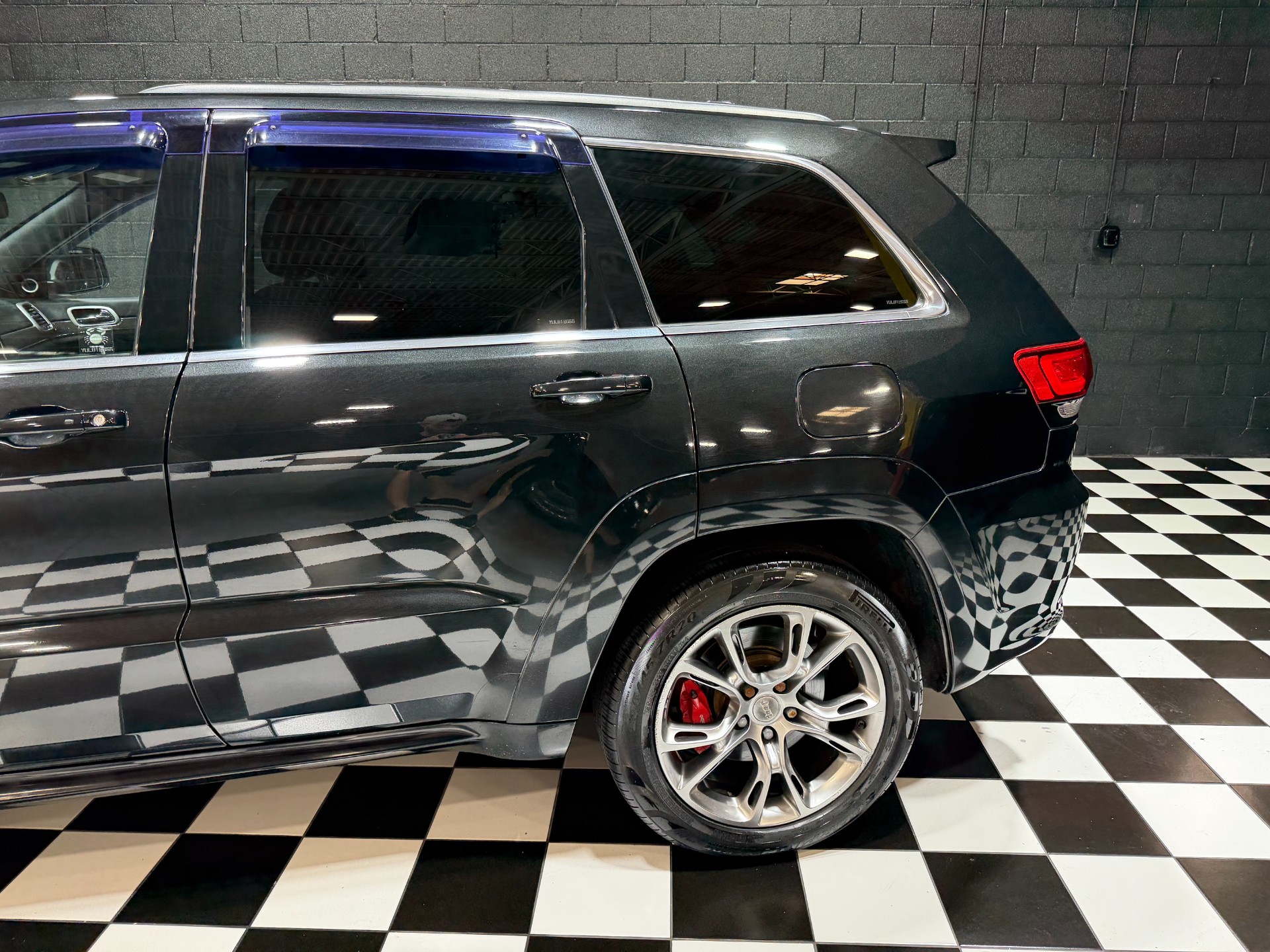 2014 Jeep Grand Cherokee 27