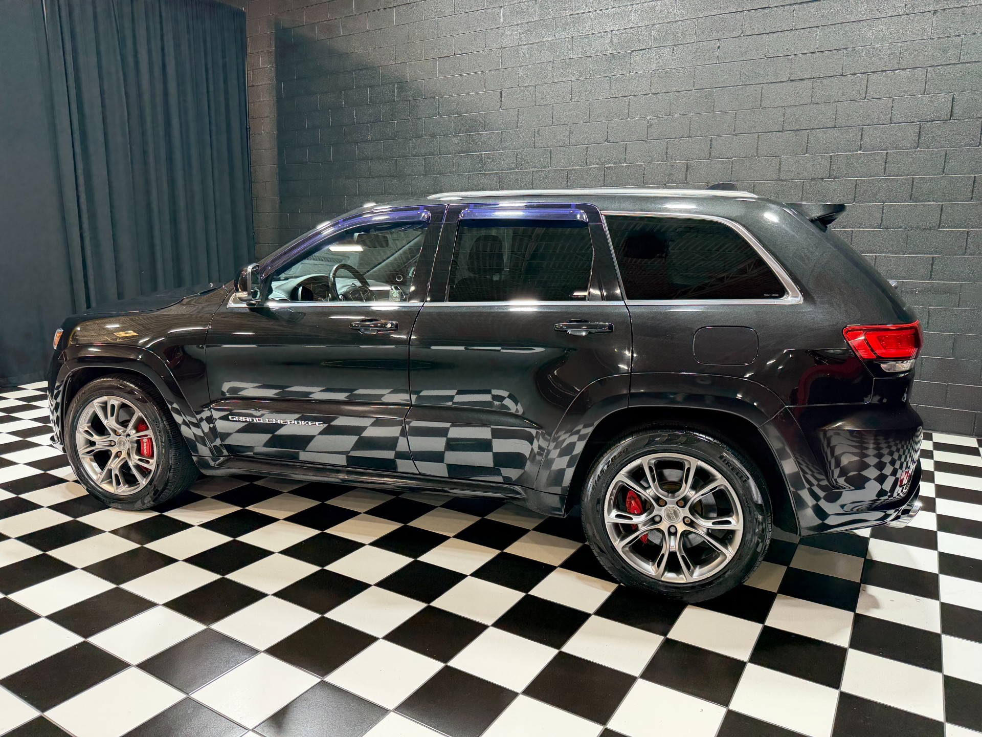 2014 Jeep Grand Cherokee 28
