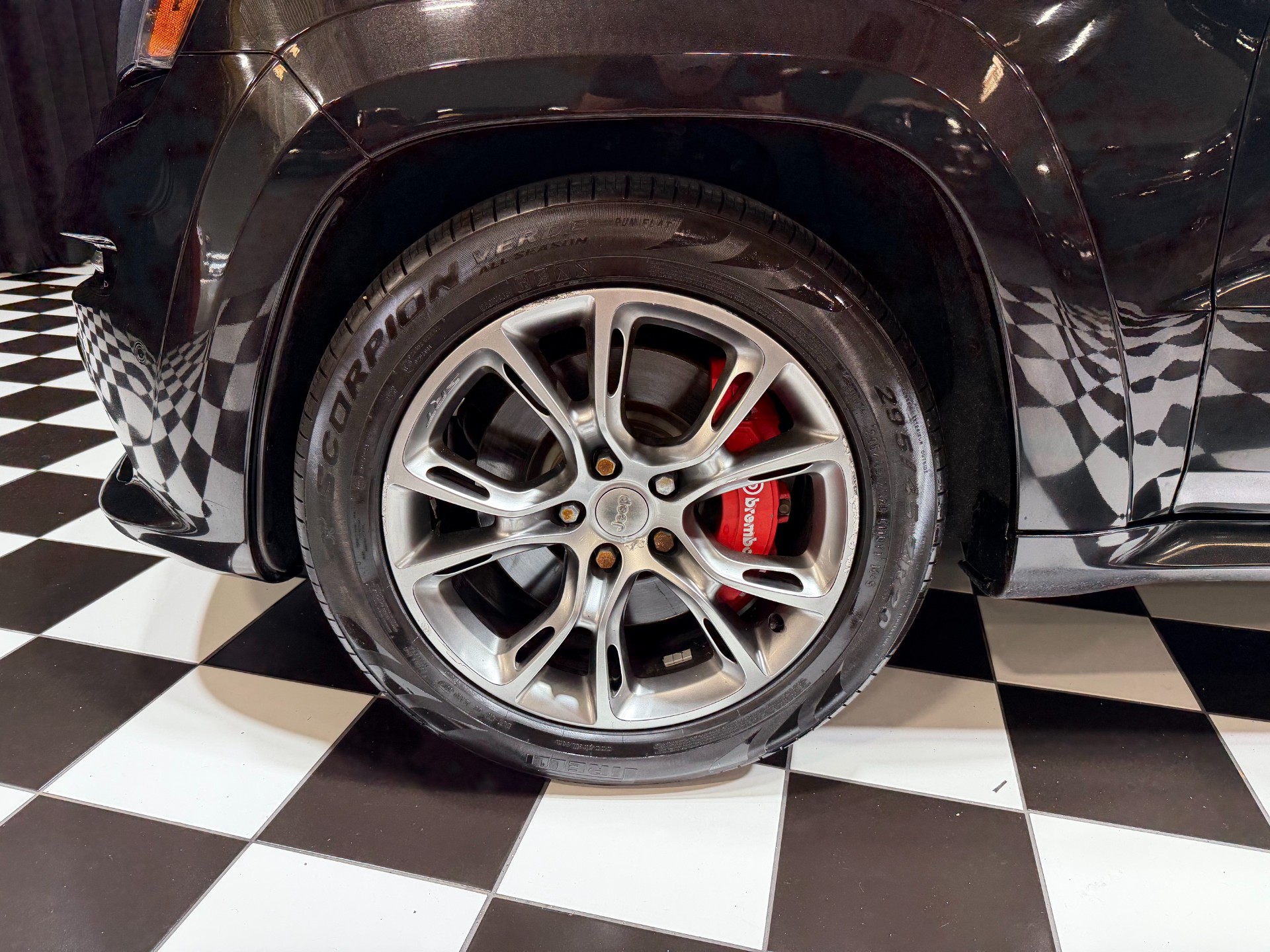2014 Jeep Grand Cherokee 32