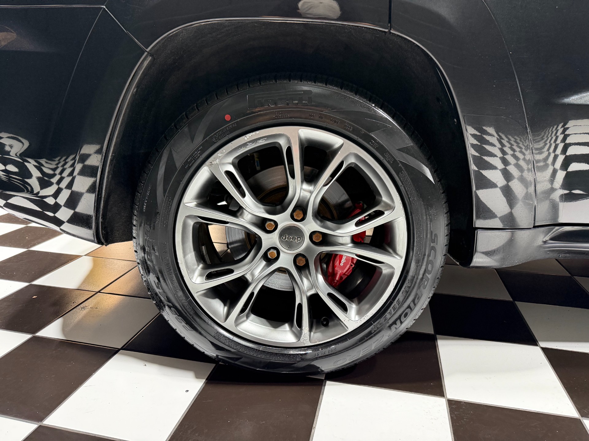 2014 Jeep Grand Cherokee 36