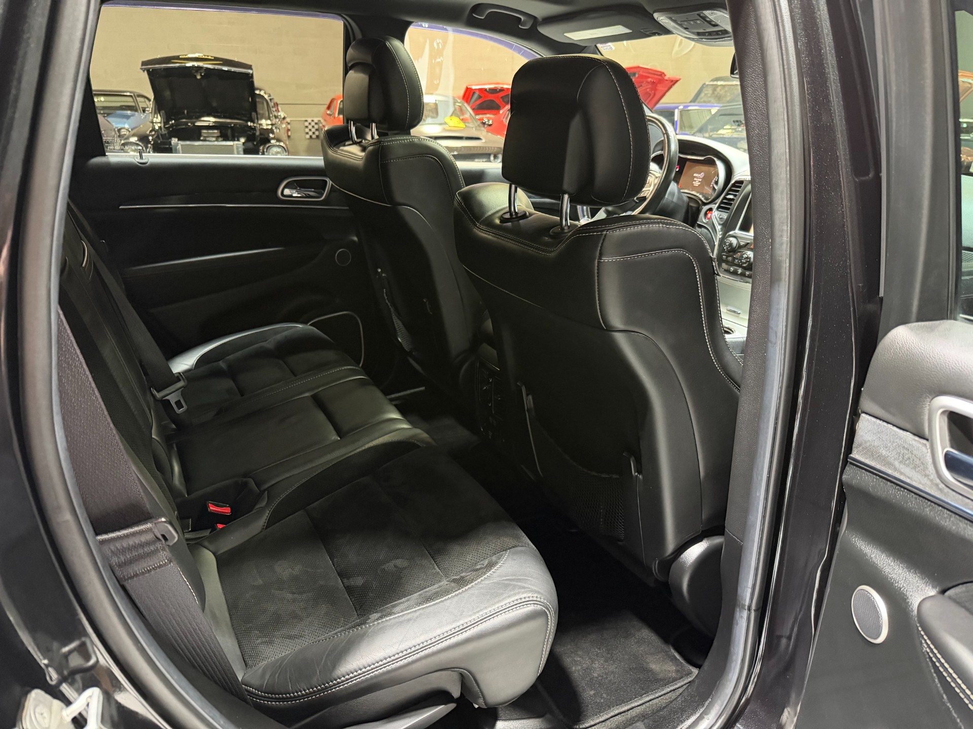 2014 Jeep Grand Cherokee 44