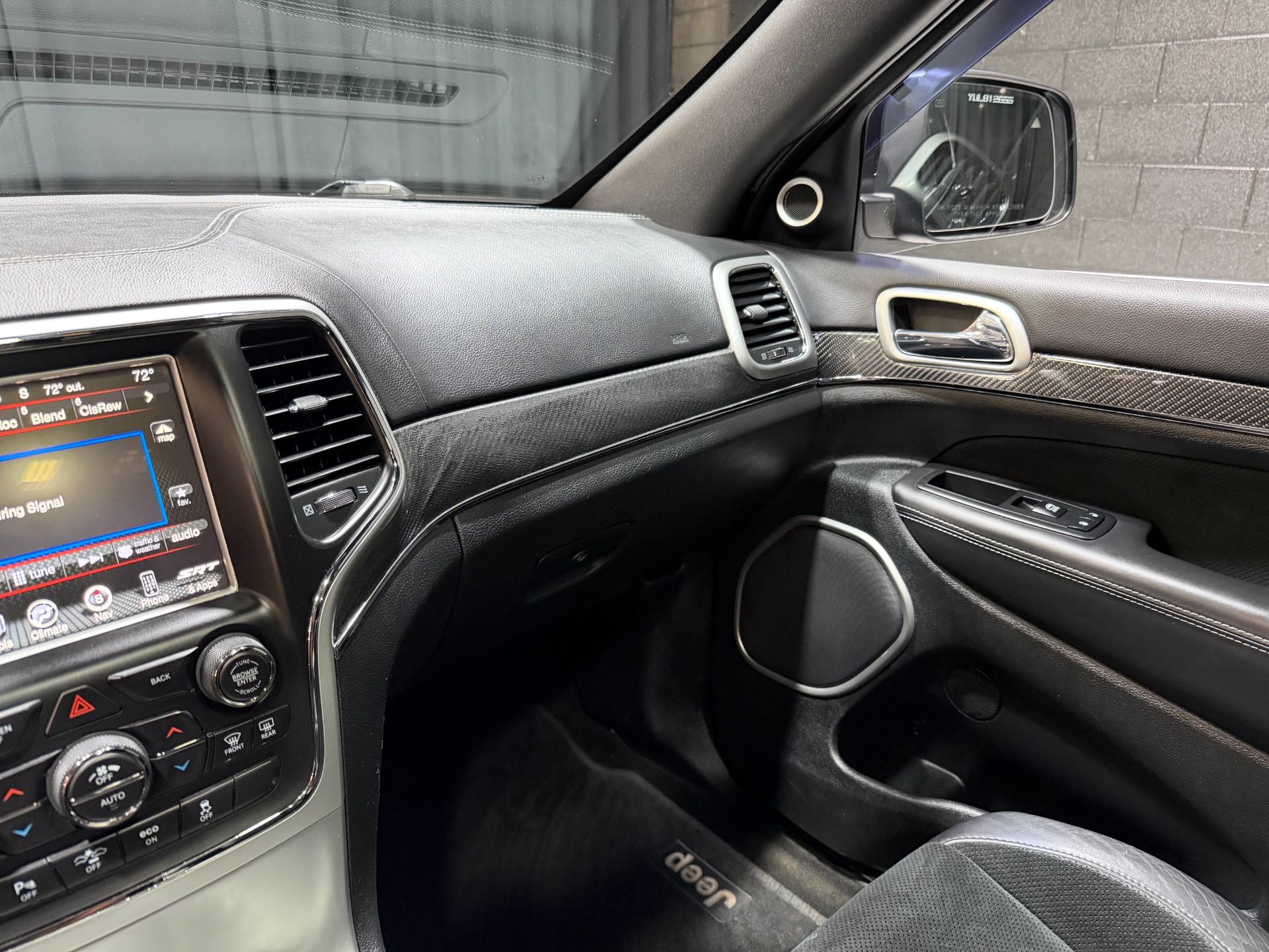 2014 Jeep Grand Cherokee 61