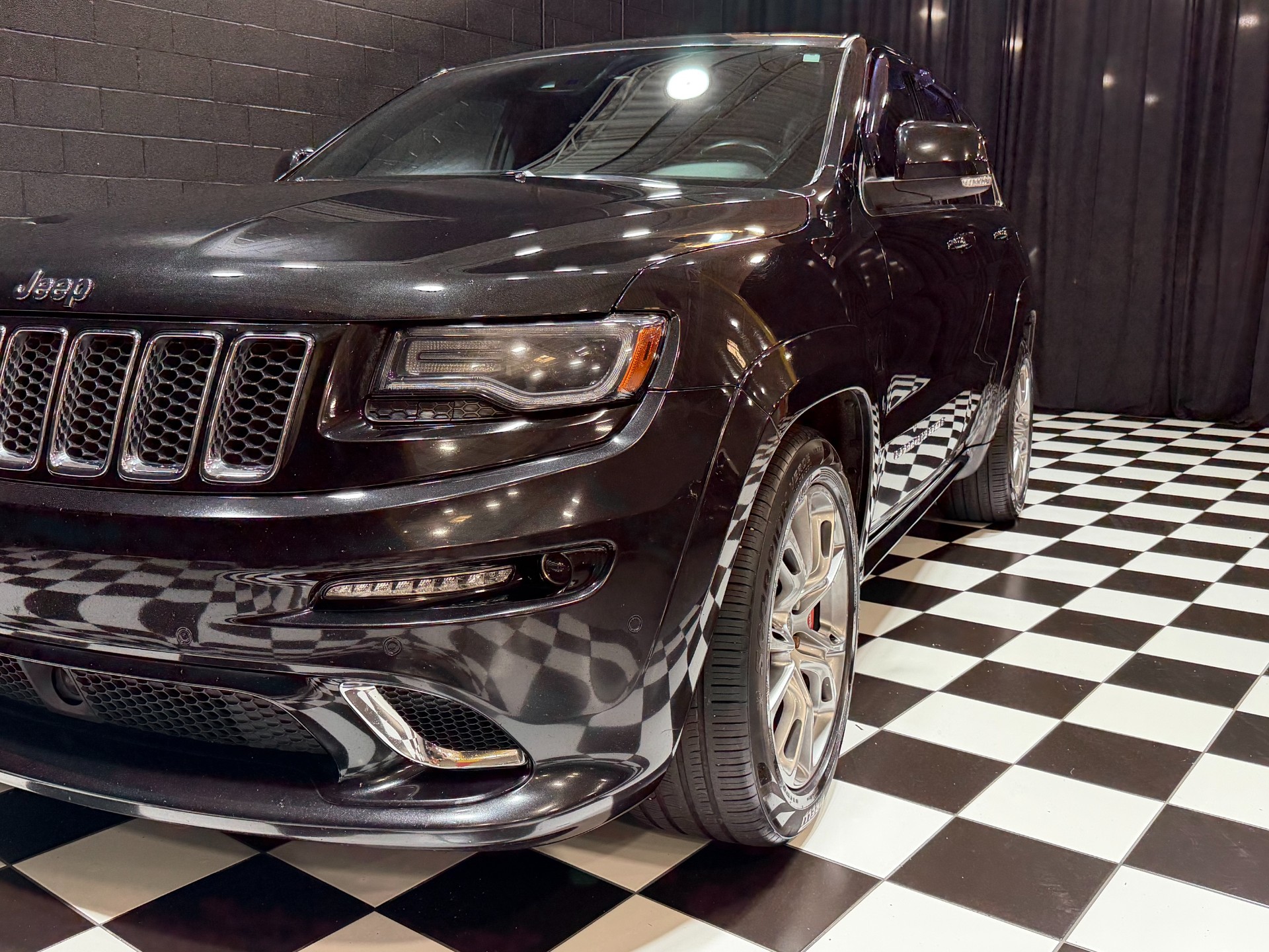 2014 Jeep Grand Cherokee 9