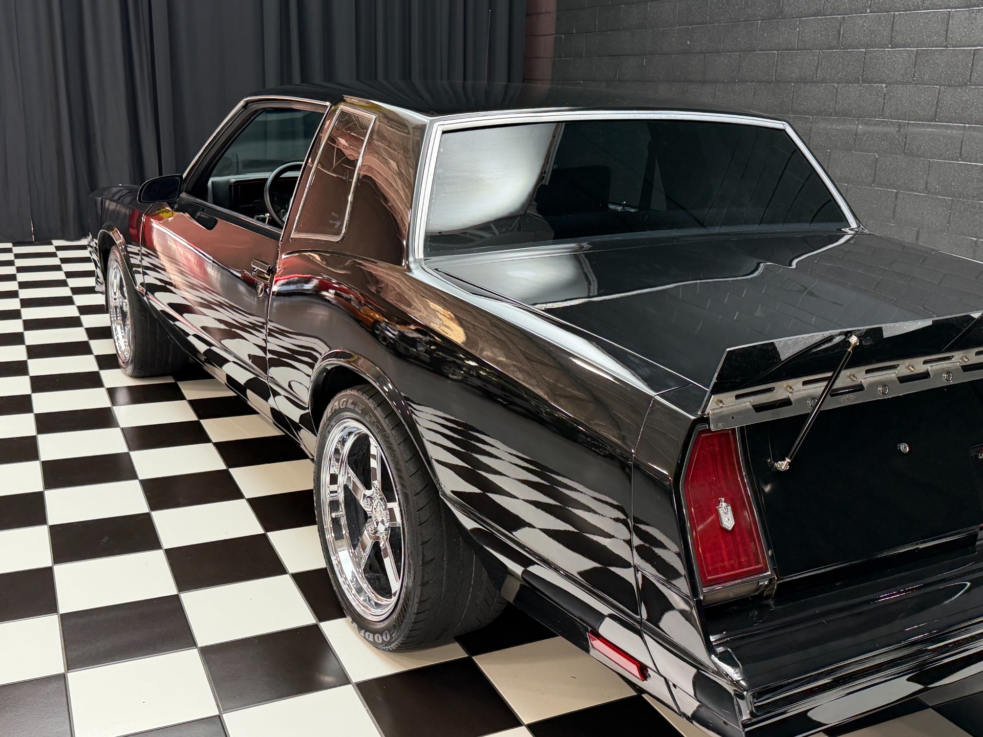 1986 Chevrolet Monte Carlo 25