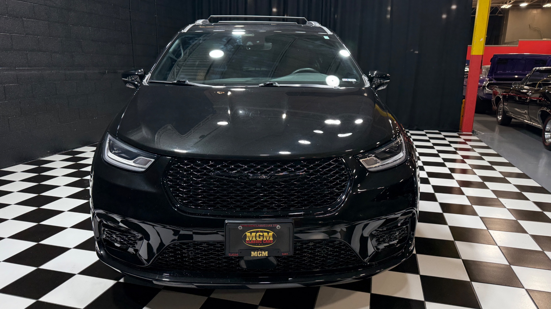 2021 Chrysler Pacifica 13