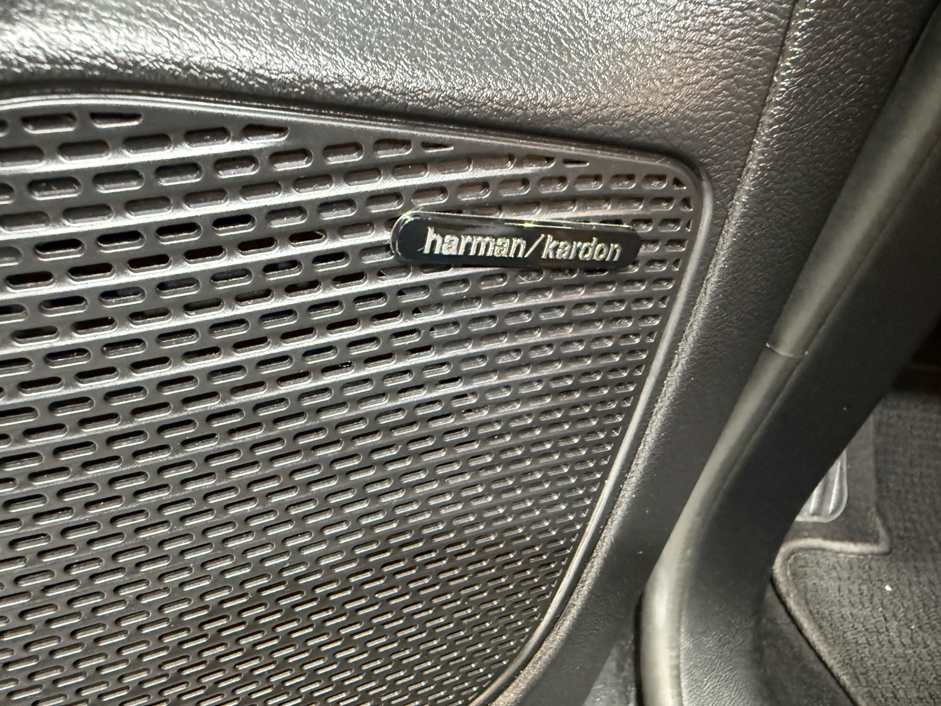 2021 Chrysler Pacifica 52