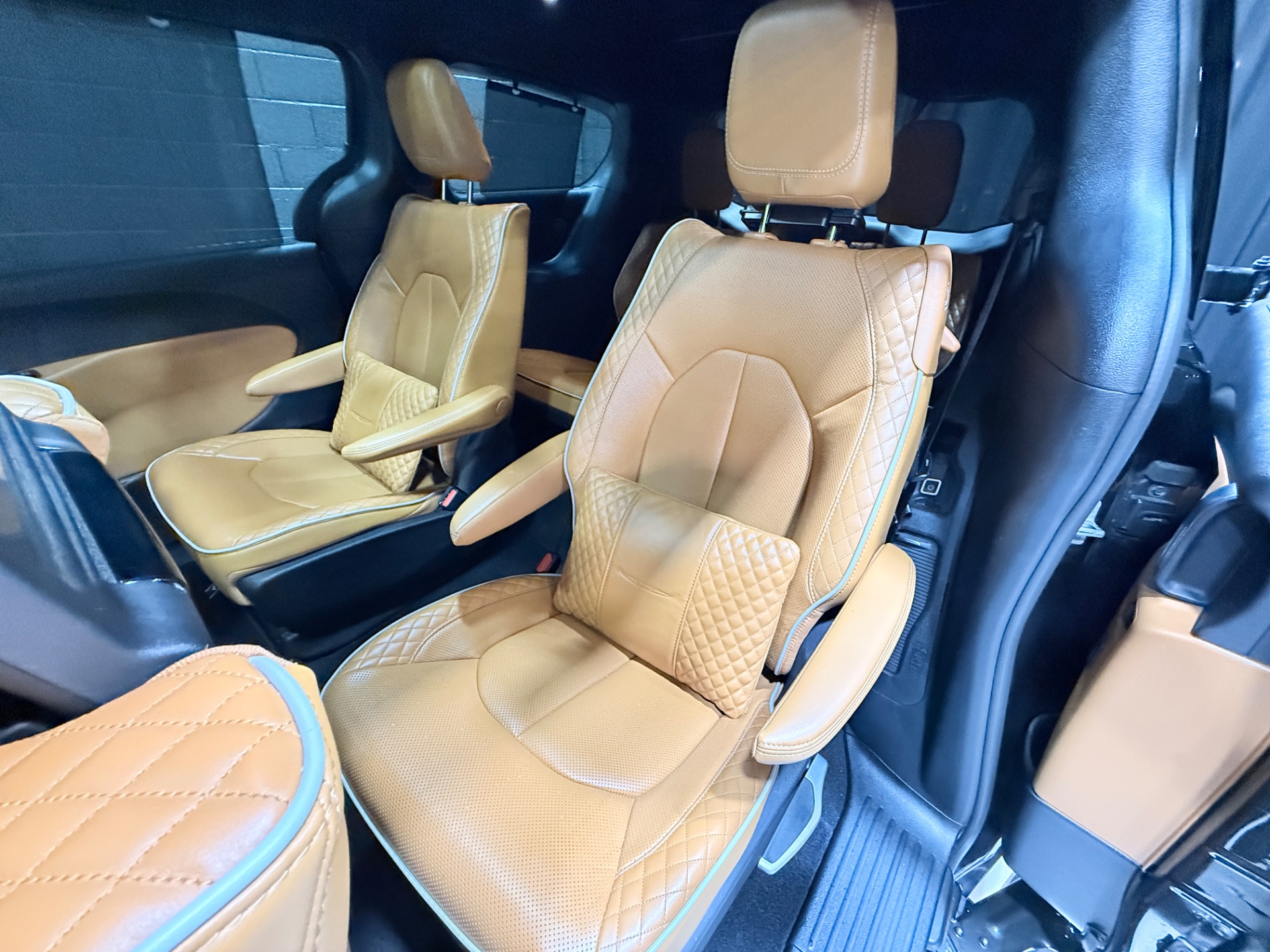 2021 Chrysler Pacifica 56
