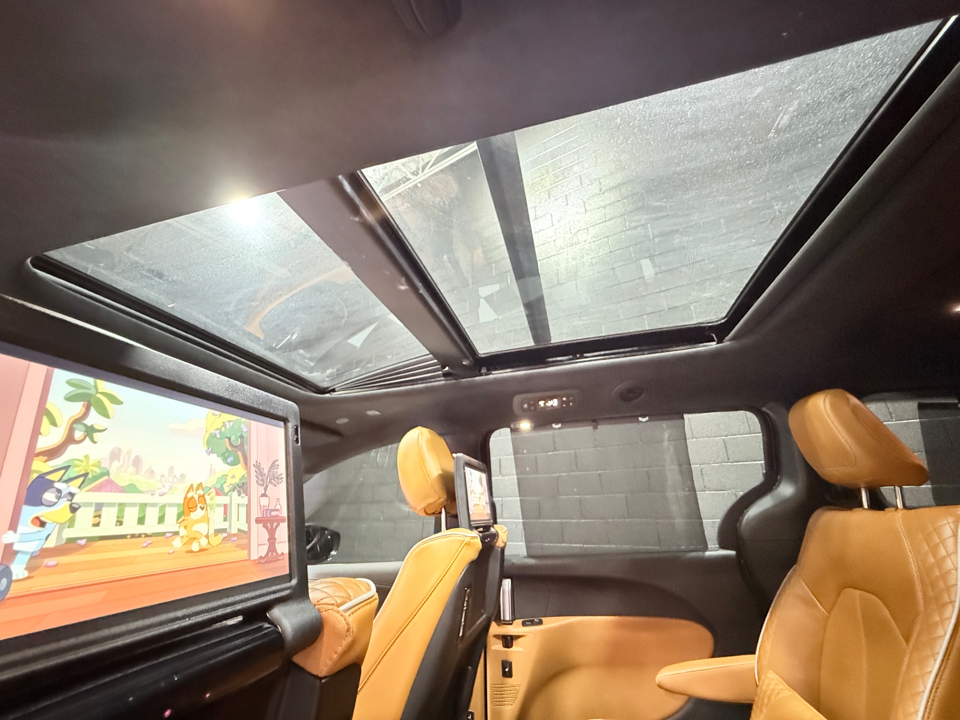 2021 Chrysler Pacifica 58