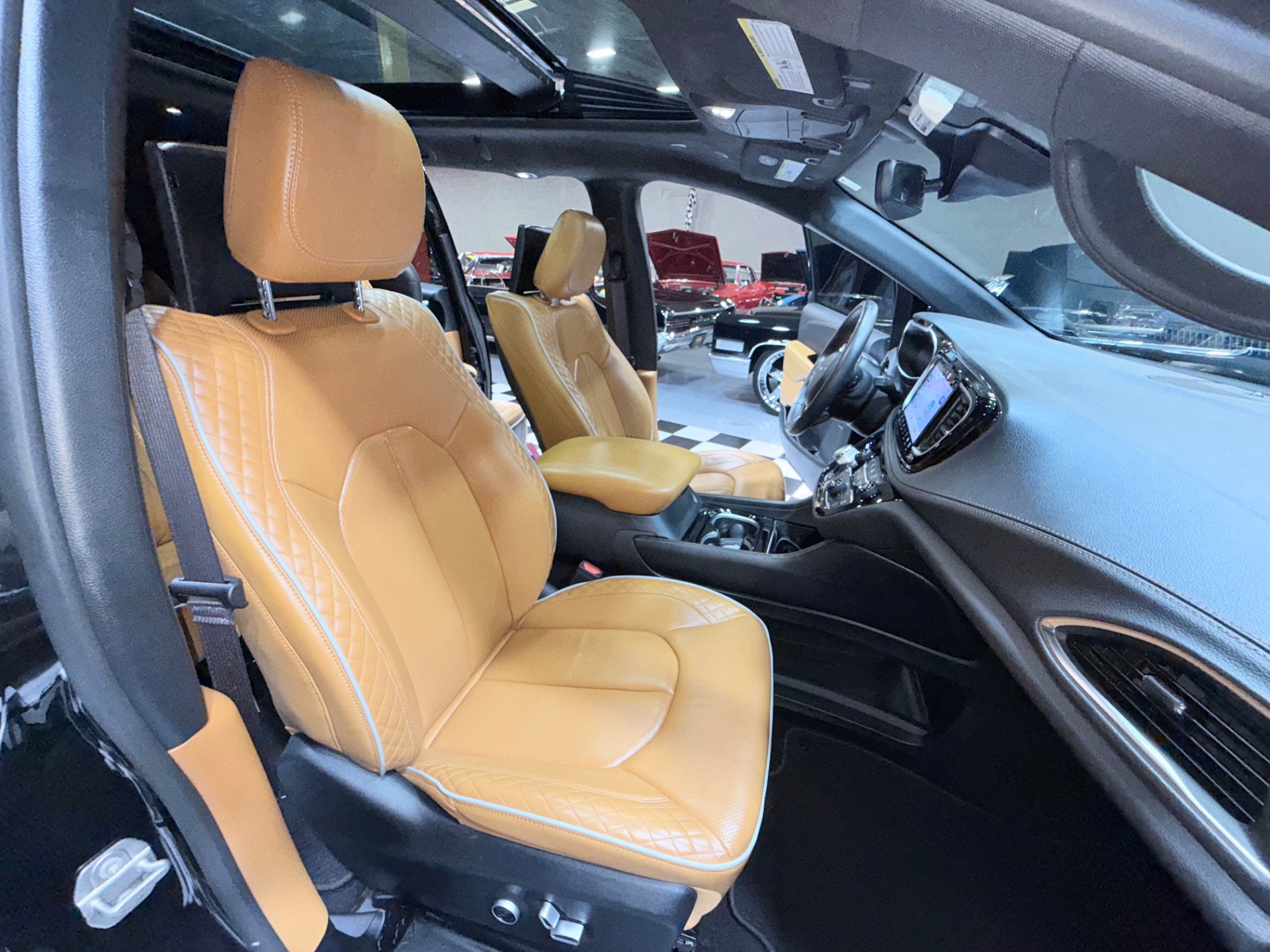2021 Chrysler Pacifica 61