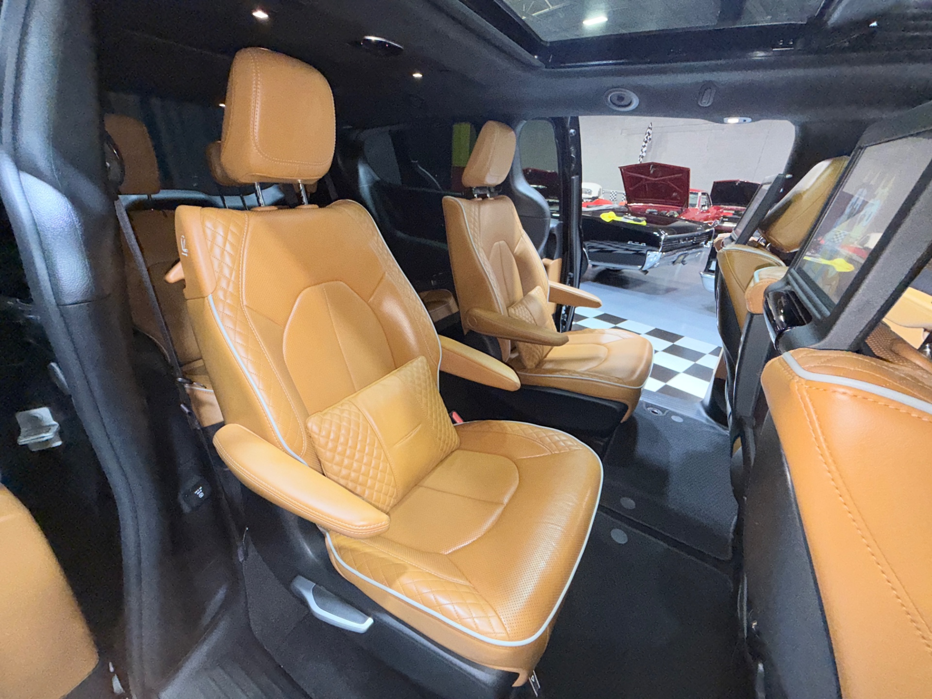 2021 Chrysler Pacifica 62
