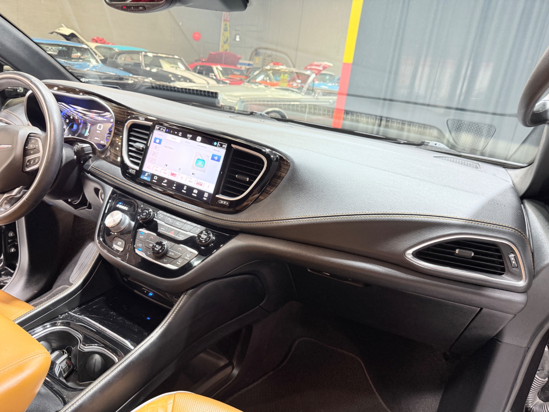 2021 Chrysler Pacifica 67
