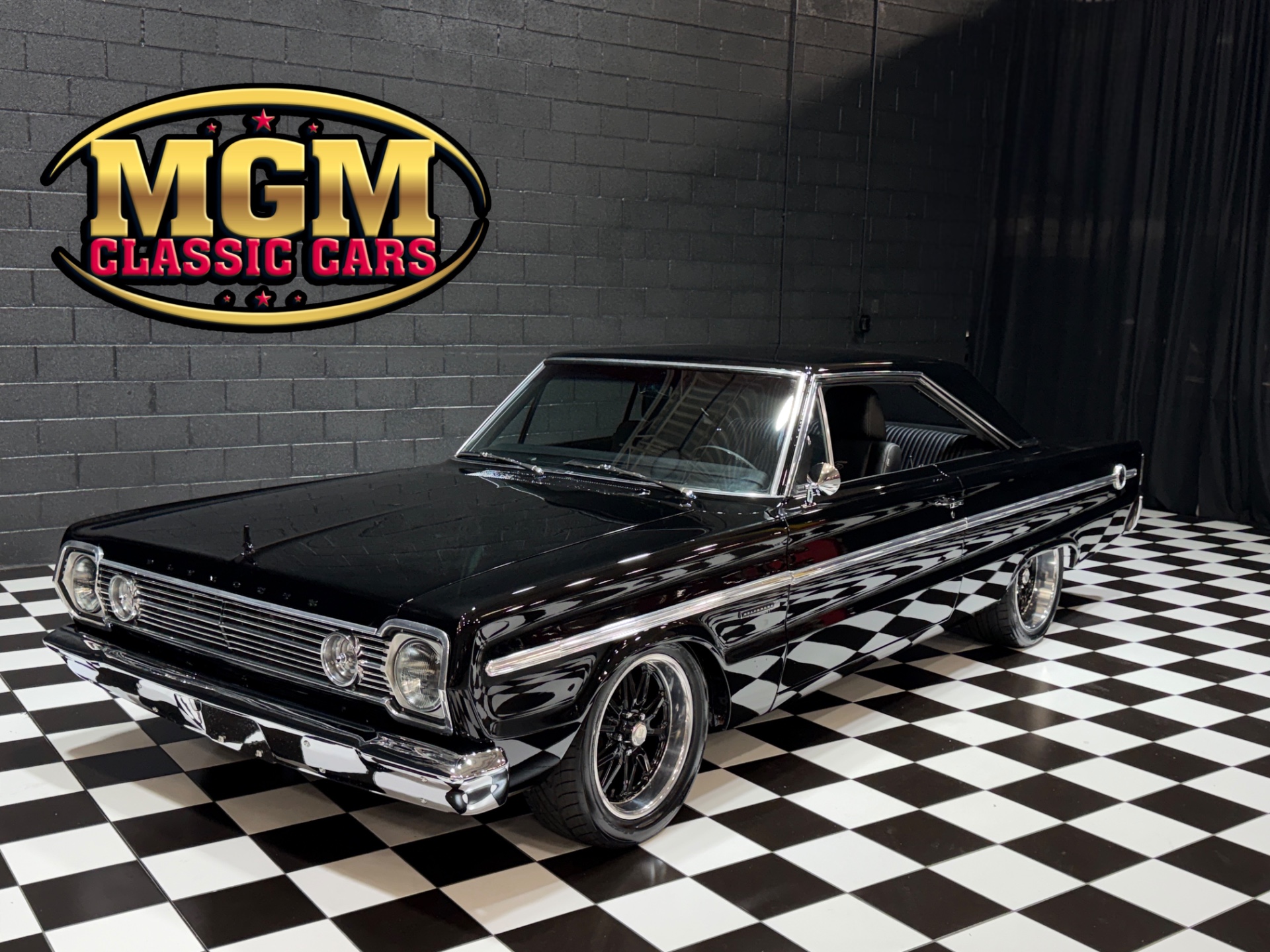 1966 Plymouth Belvedere 1
