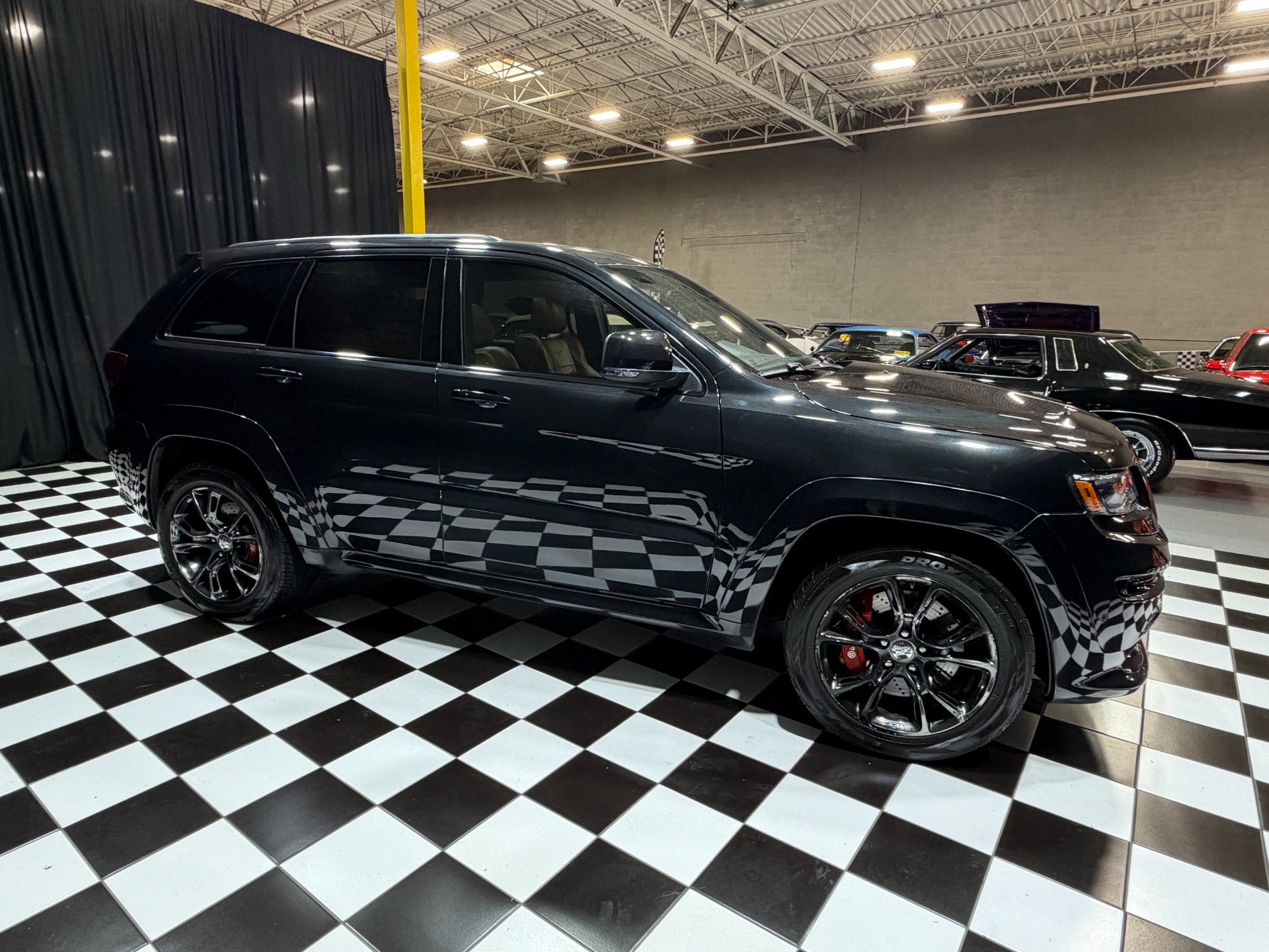 2016 Jeep Grand Cherokee 16
